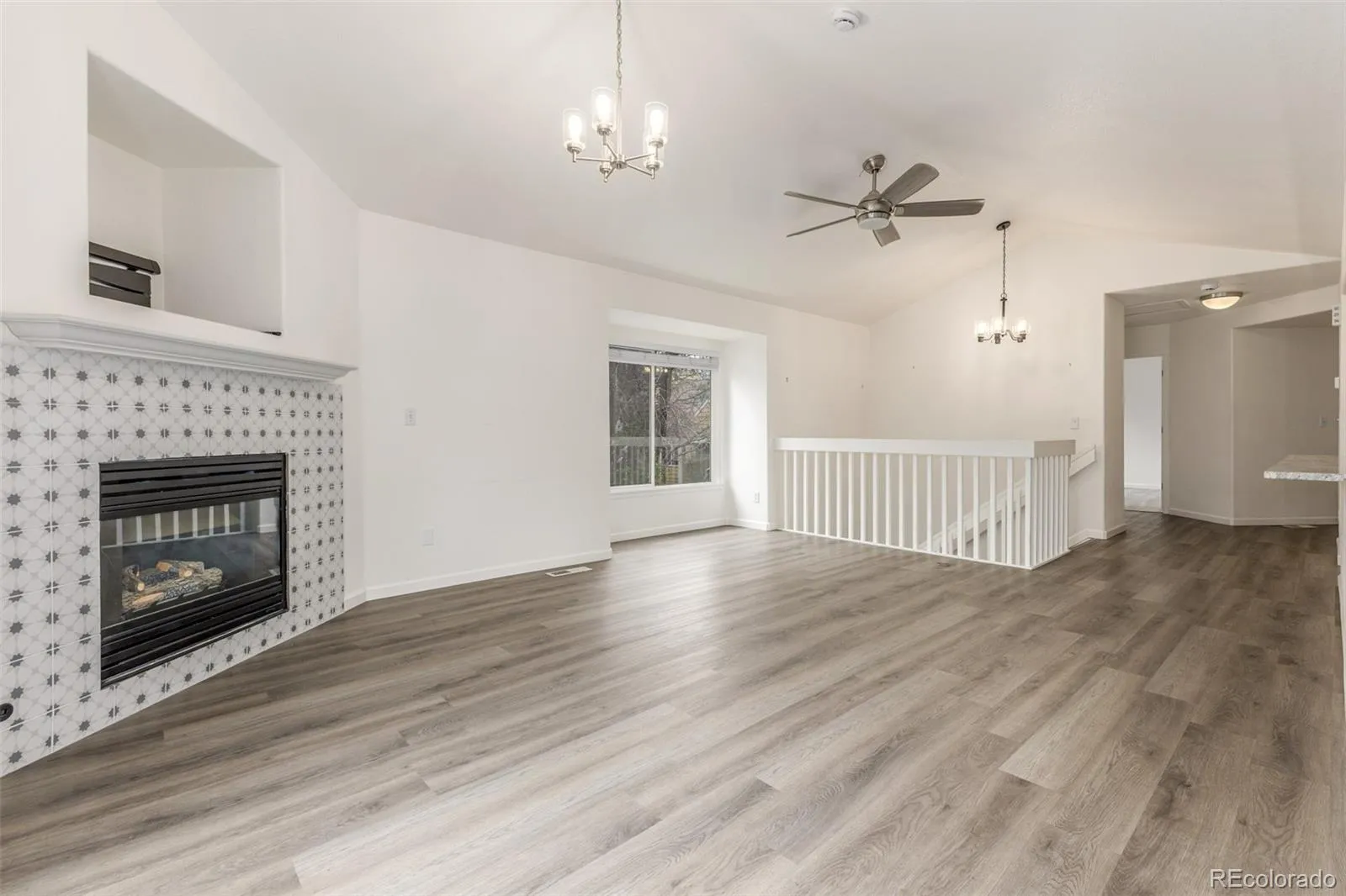 1958 S Carr Street Lakewood CO 80227 | MLS #REC7306356 05112026184108 1600 4