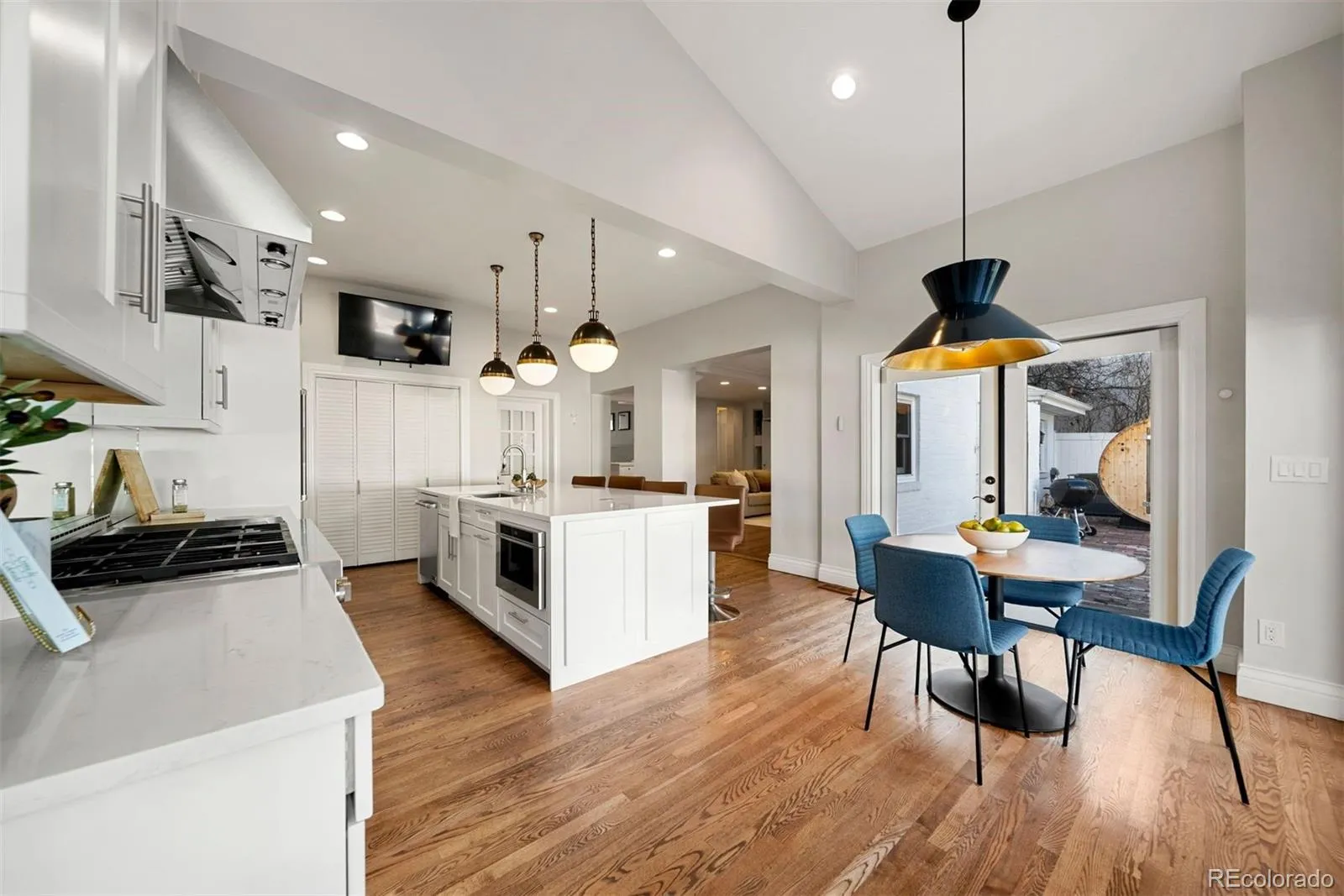 04162026160548 1600 14