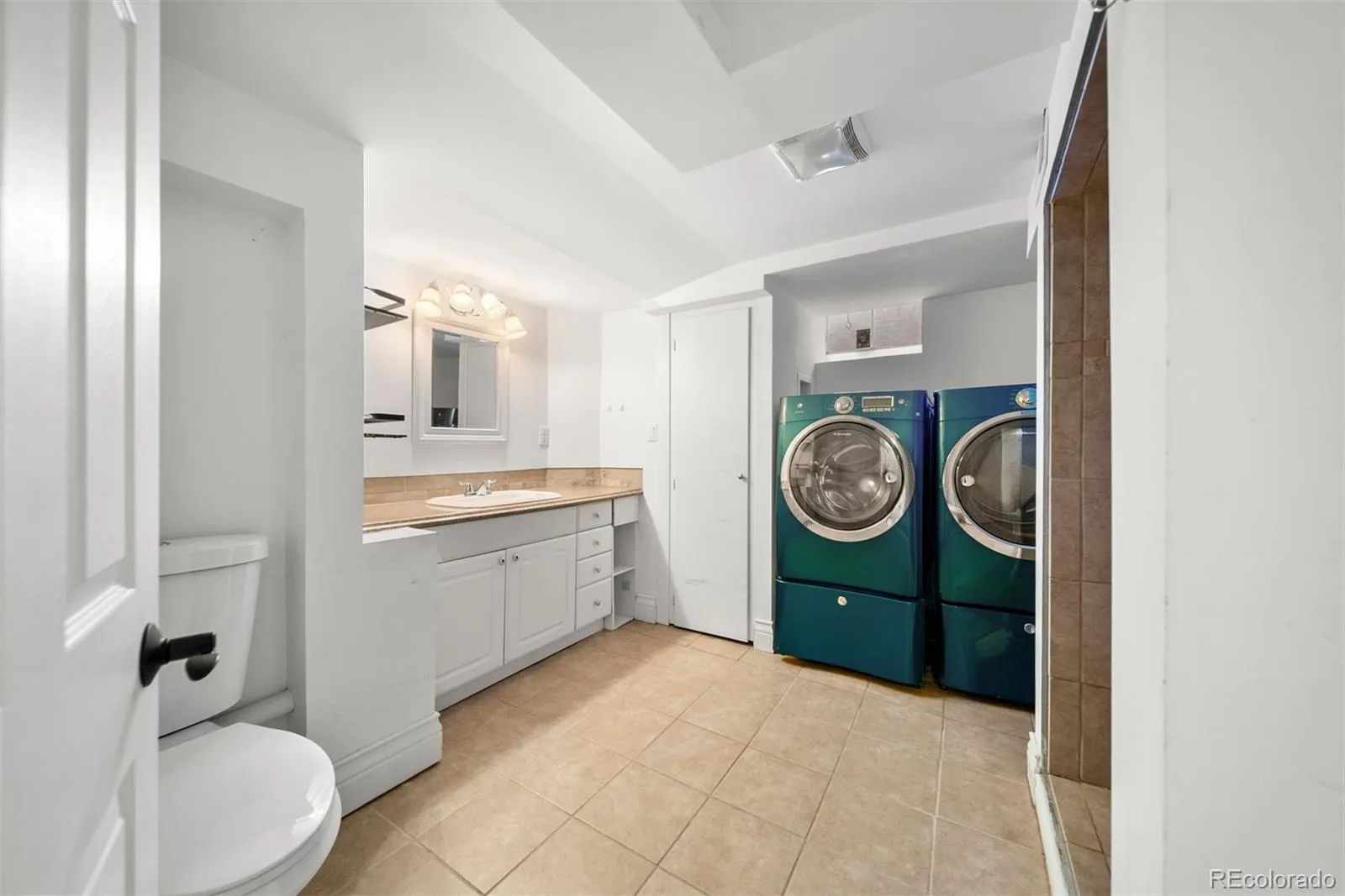 04162026160548 1600 42