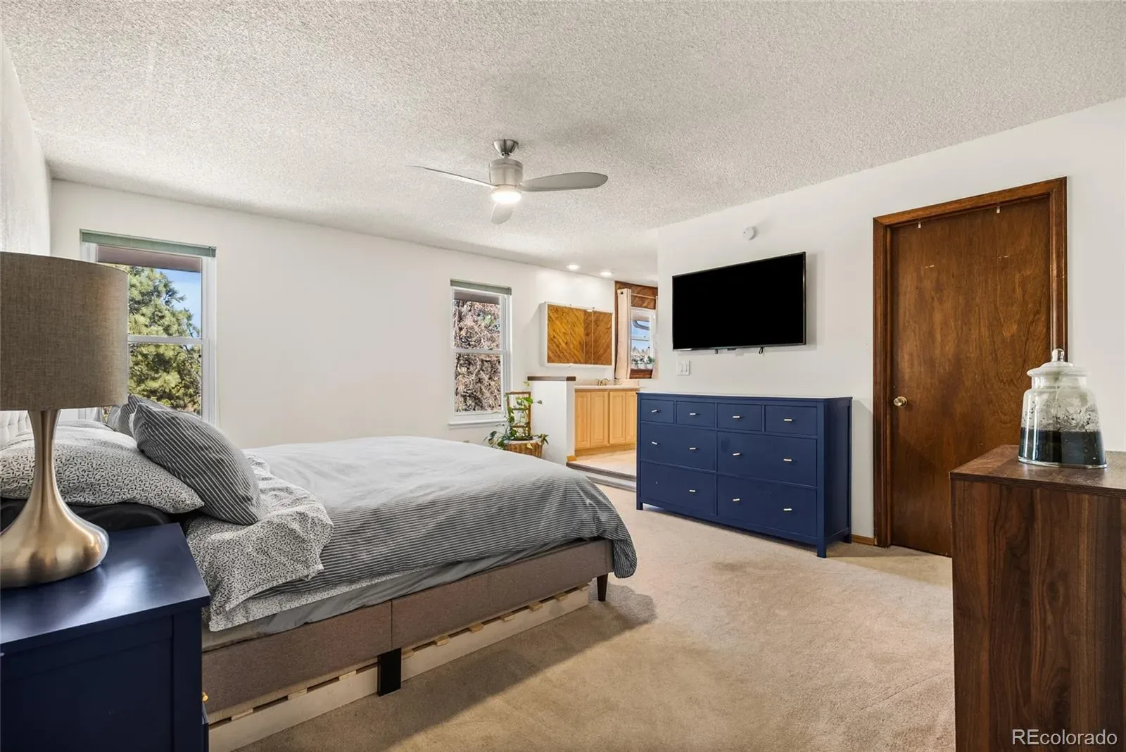 03222026002036 1600 22