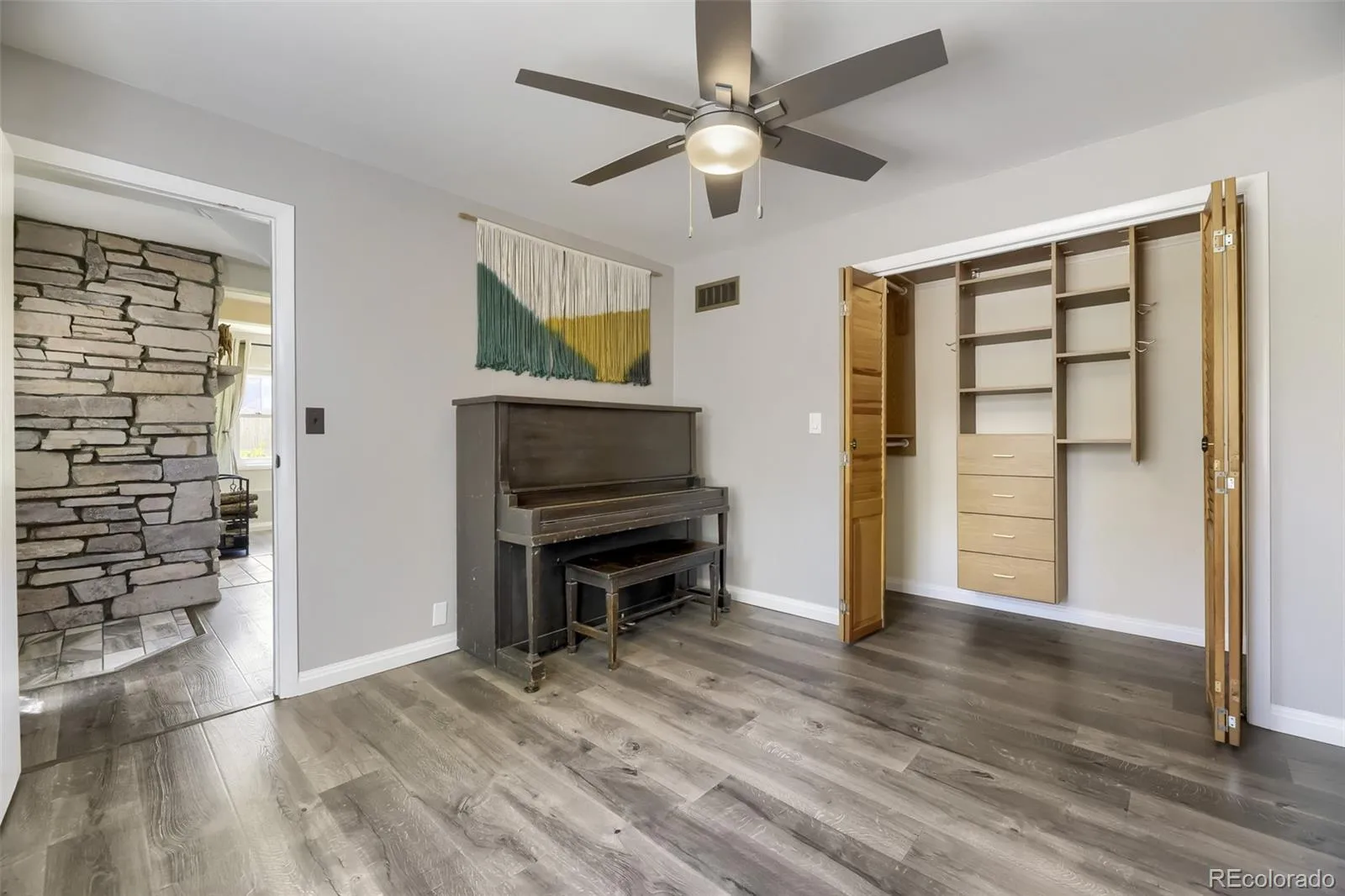 4058 S Lincoln Street Englewood CO 80113 MLS #REC7309642 04202026202453 1600 22