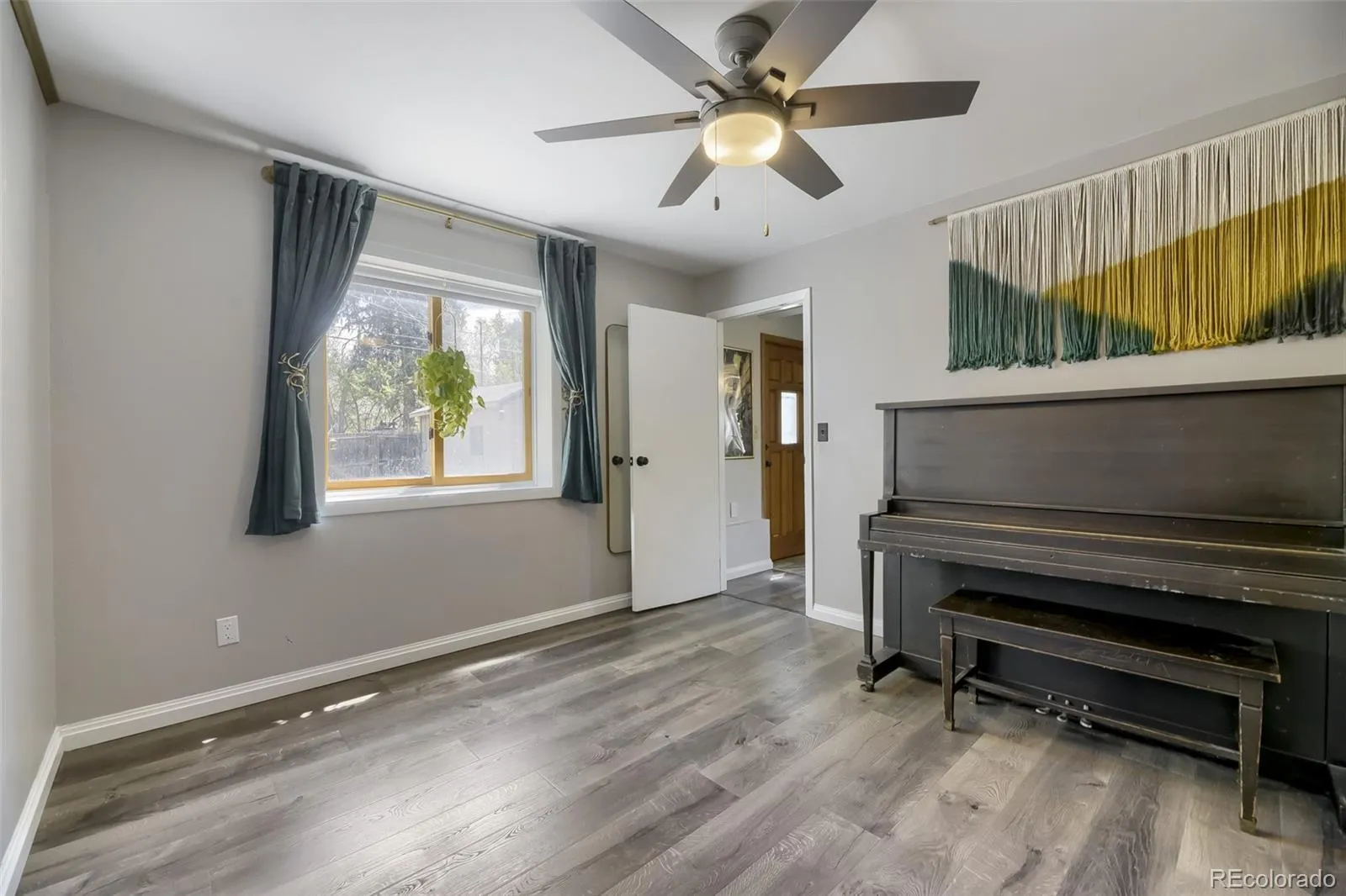 4058 S Lincoln Street Englewood CO 80113 MLS #REC7309642 04202026202453 1600 23