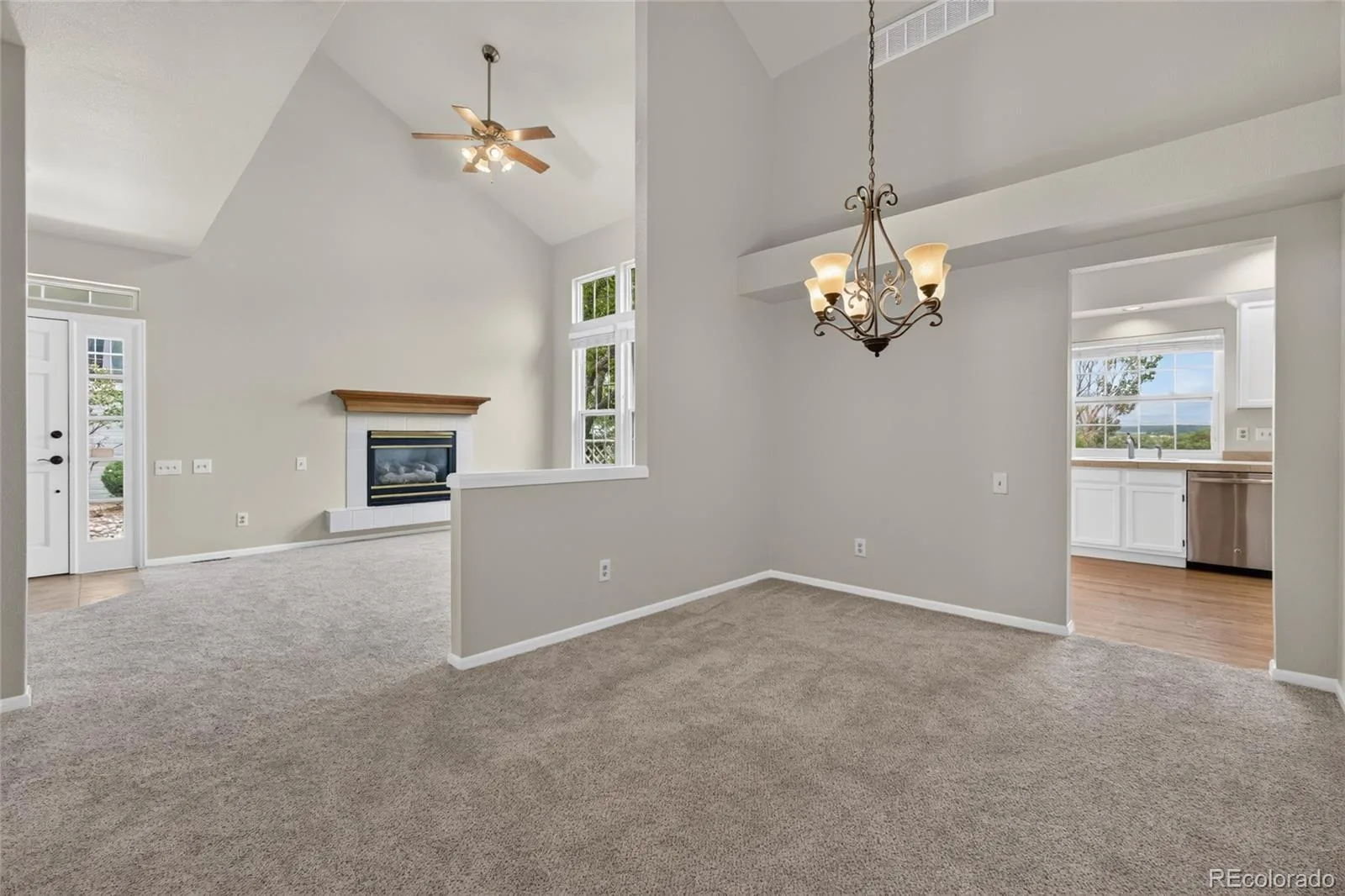 2906 W Long Circle #A Littleton CO 80120 | MLS #REC7311498 08122026223907 1600 2