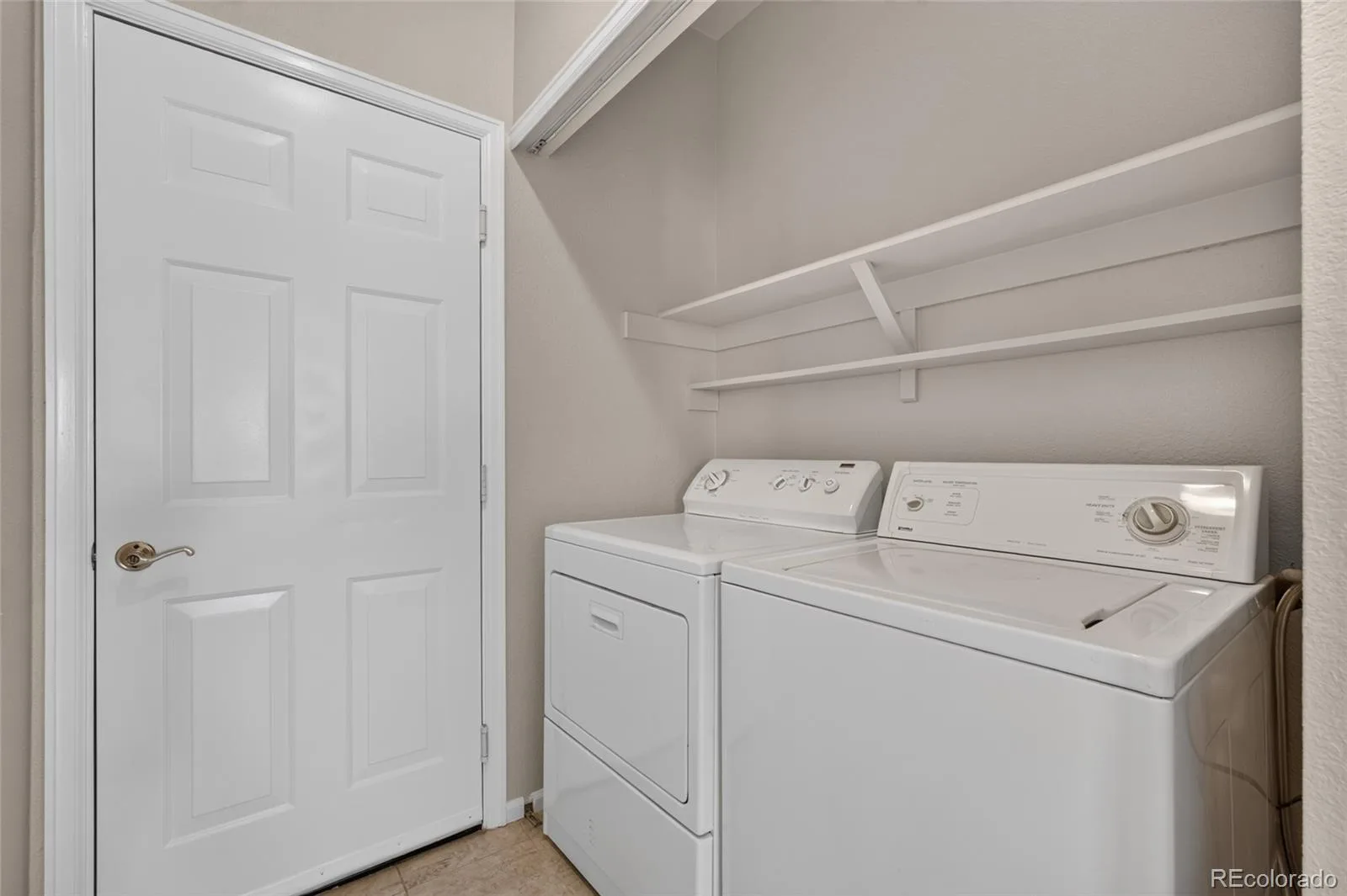 2906 W Long Circle #A Littleton CO 80120 | MLS #REC7311498 08122026223907 1600 22