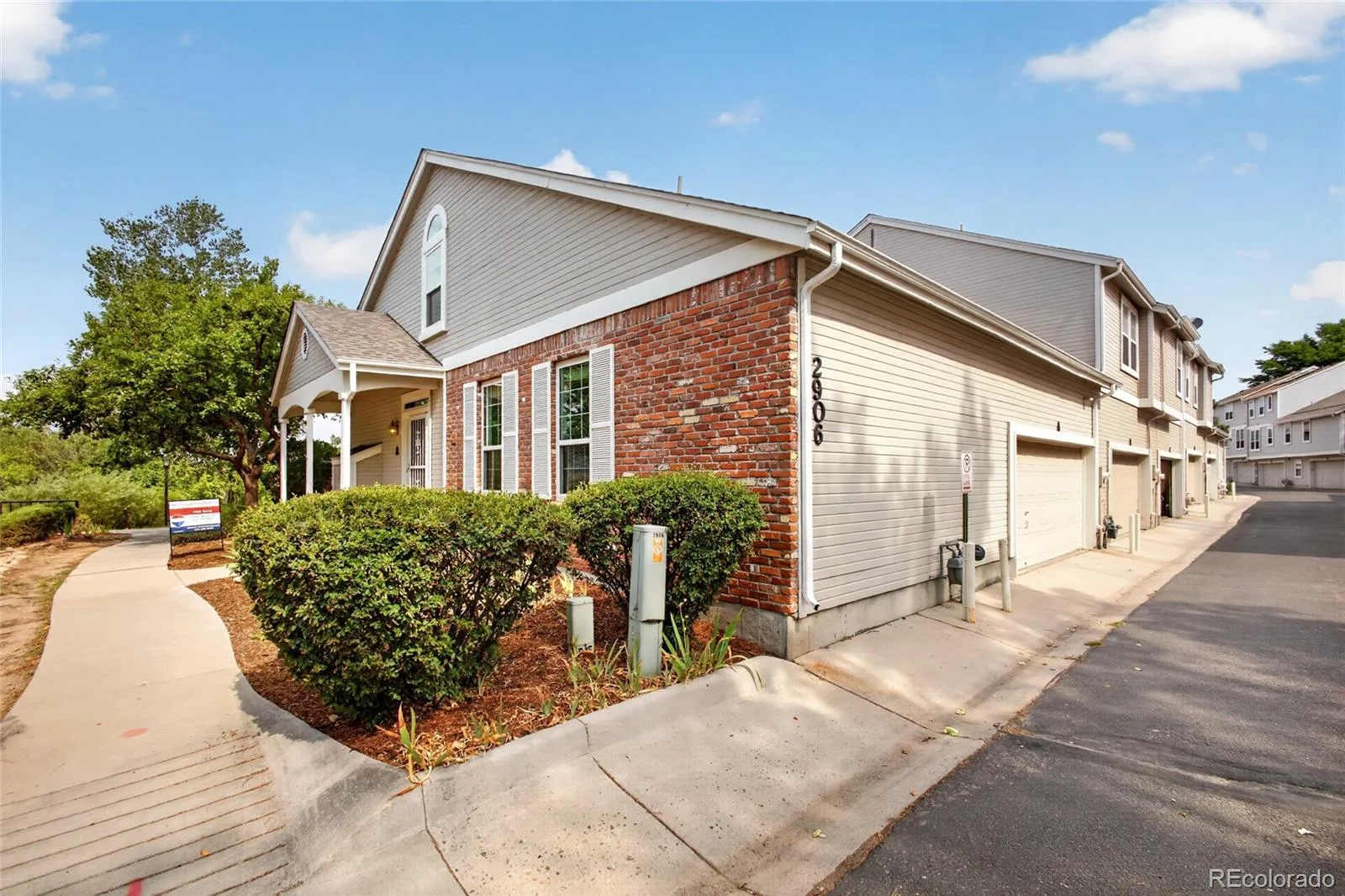 2906 W Long Circle #A Littleton CO 80120 | MLS #REC7311498 08122026223907 1600 32