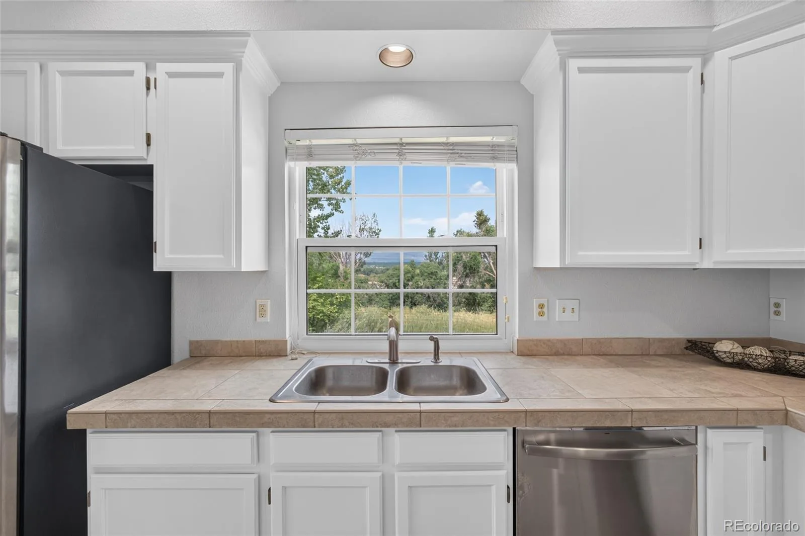 2906 W Long Circle #A Littleton CO 80120 | MLS #REC7311498 08122026223907 1600 9