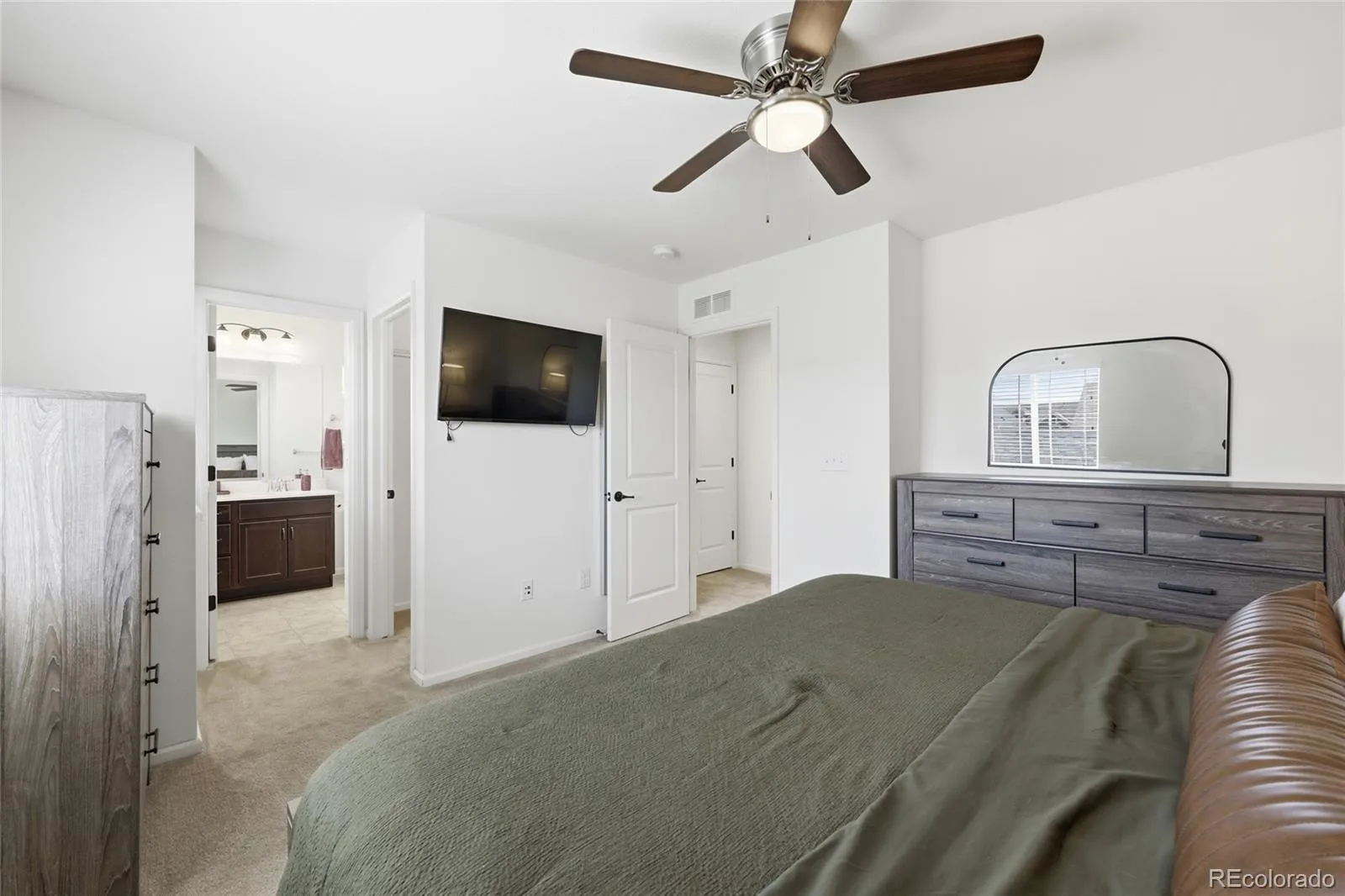 14185 Harrison Street Thornton CO 80602 | MLS #REC7314508 08242026182958 1600 25