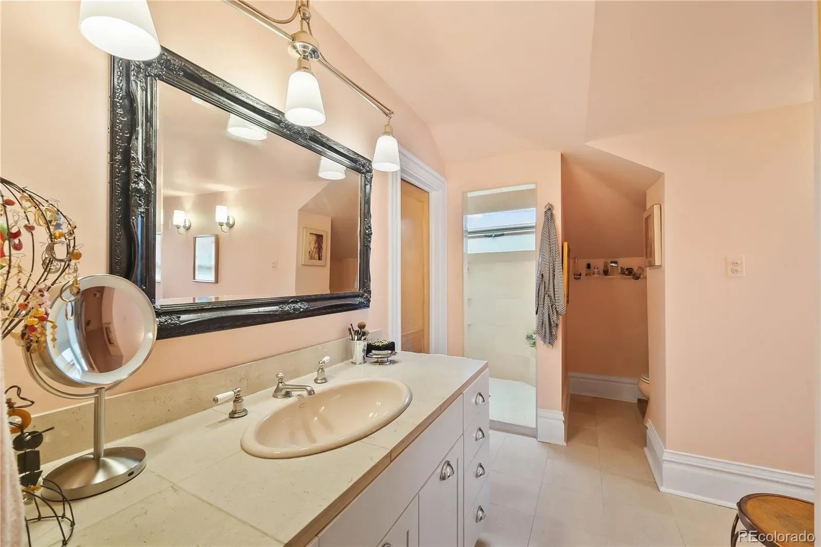 03252026202528 1600 32