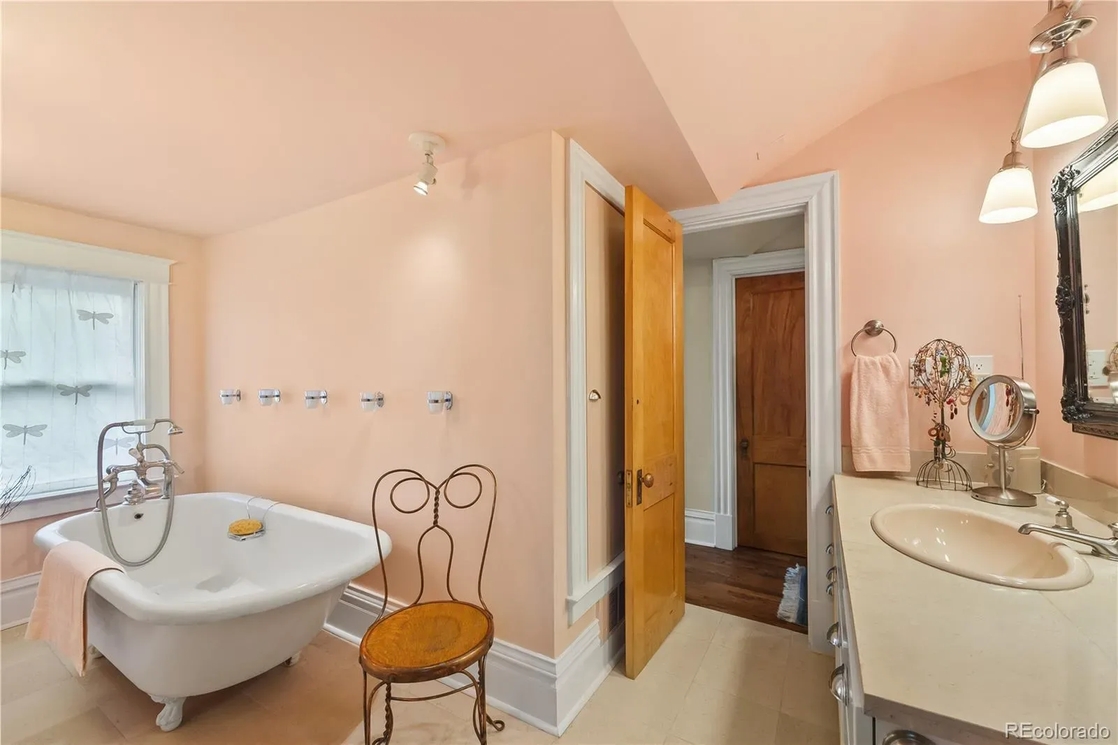 03252026202528 1600 33