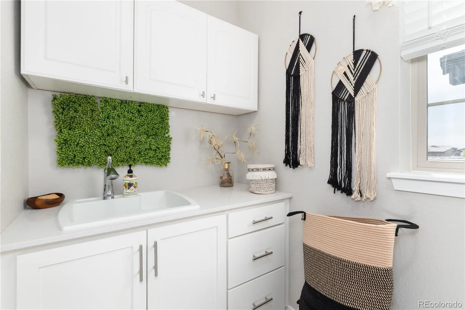 04162026010802 1600 34