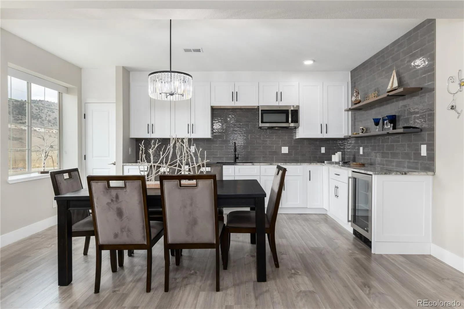 04162026010802 1600 37