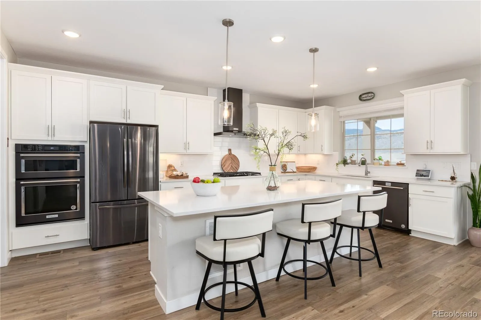 04162026010802 1600 8