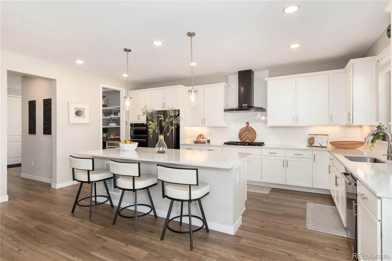 04162026010802 1600 9