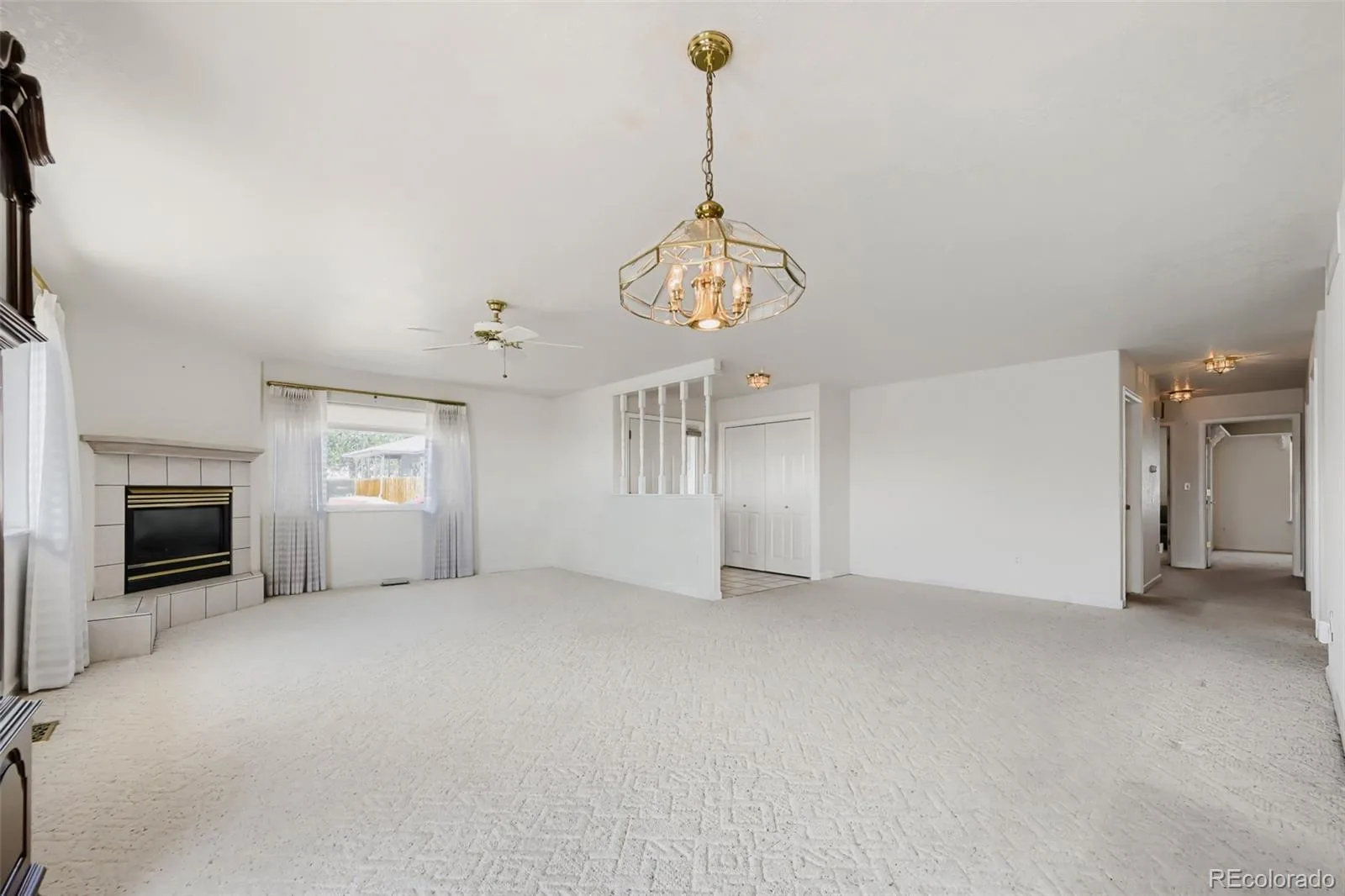 15 Carla Circle Broomfield CO 80020 | MLS #REC7318850 08172026193601 1600 14