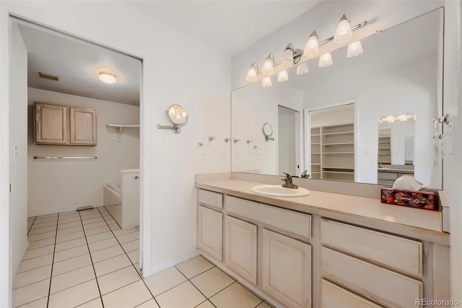15 Carla Circle Broomfield CO 80020 | MLS #REC7318850 08172026193601 1600 22