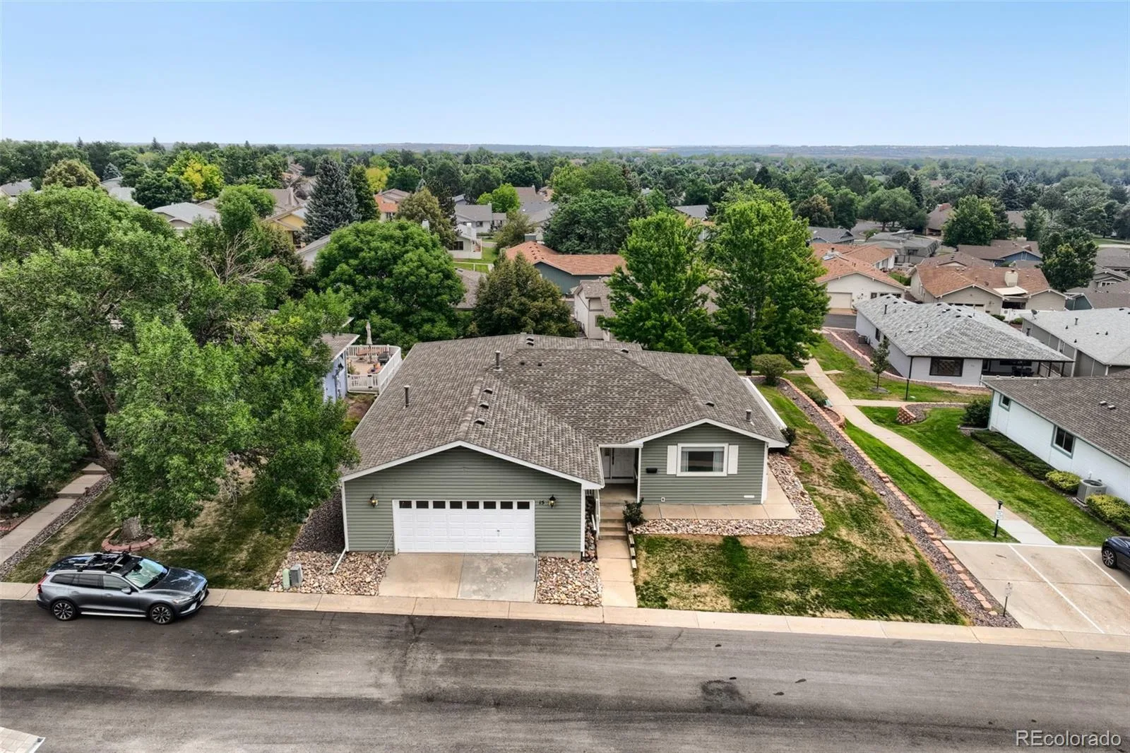 15 Carla Circle Broomfield CO 80020 | MLS #REC7318850 08172026193601 1600 34