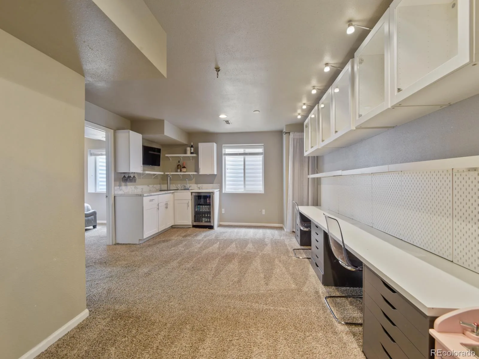 5957 S Helena Street Centennial CO 80016 MLS #REC7319832 06122026173611 1600 22