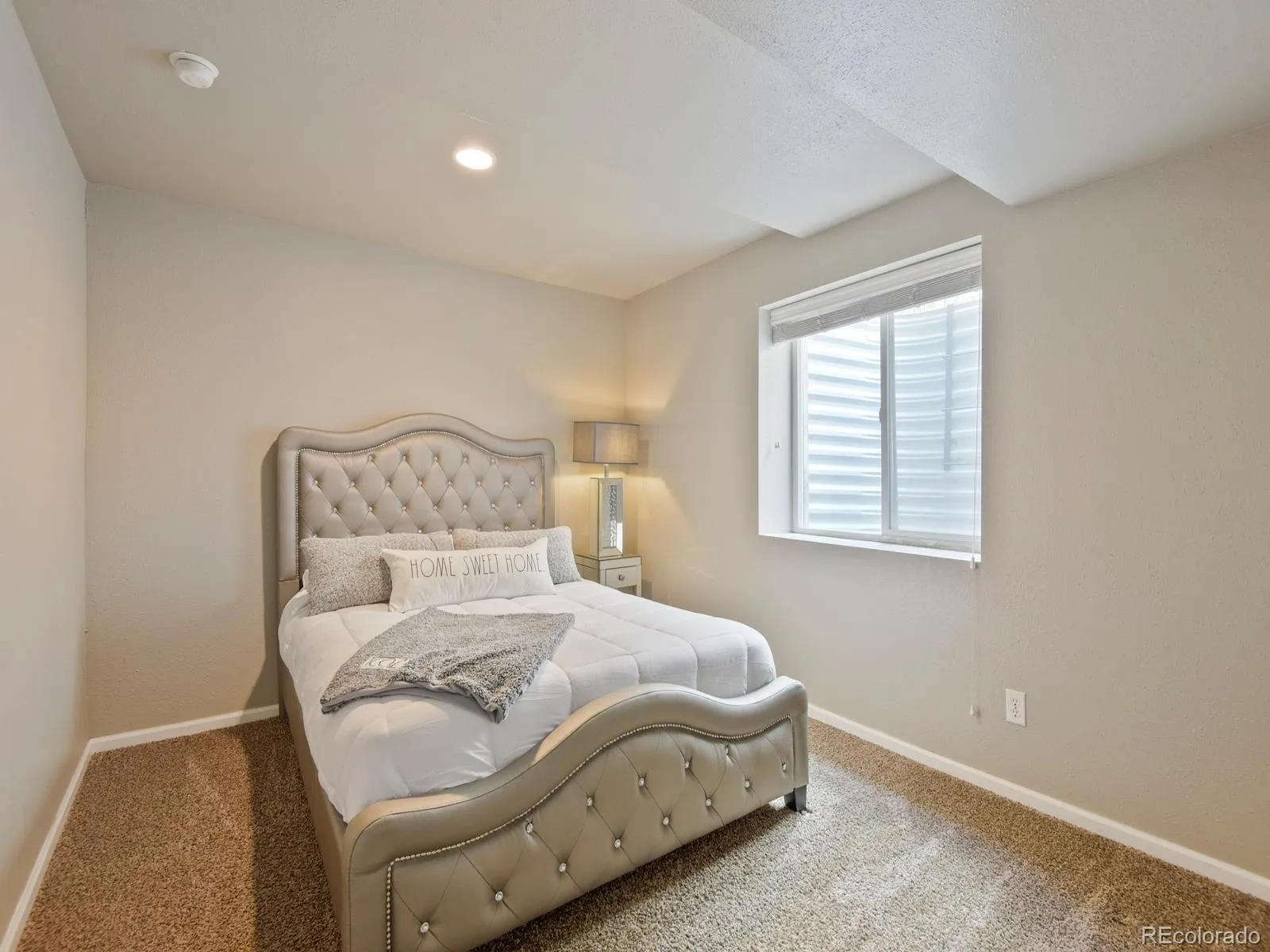5957 S Helena Street Centennial CO 80016 MLS #REC7319832 06122026173611 1600 24