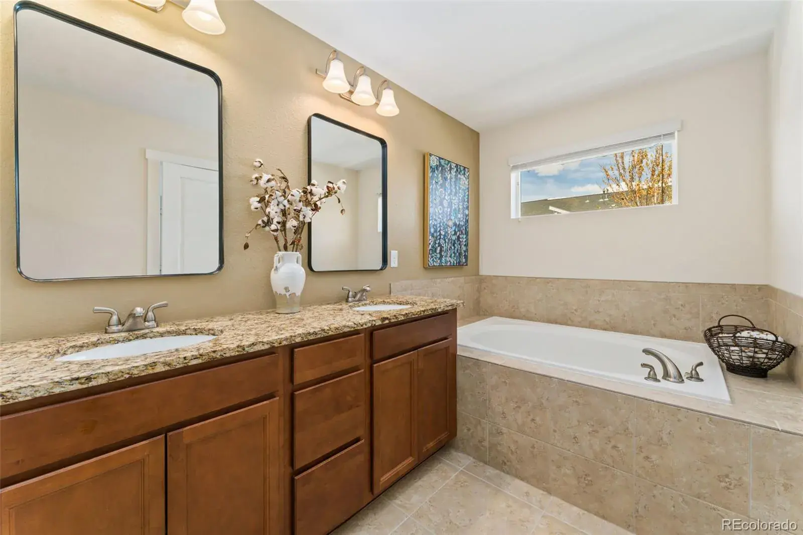 671 Robert Street Longmont CO 80503 | MLS #REC7321373 03062026213247 1600 12