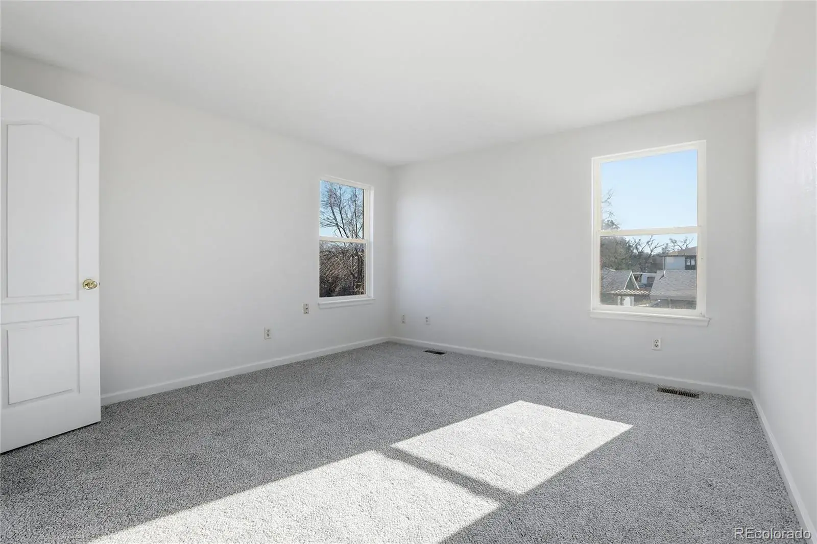 01222026233445 1600 19