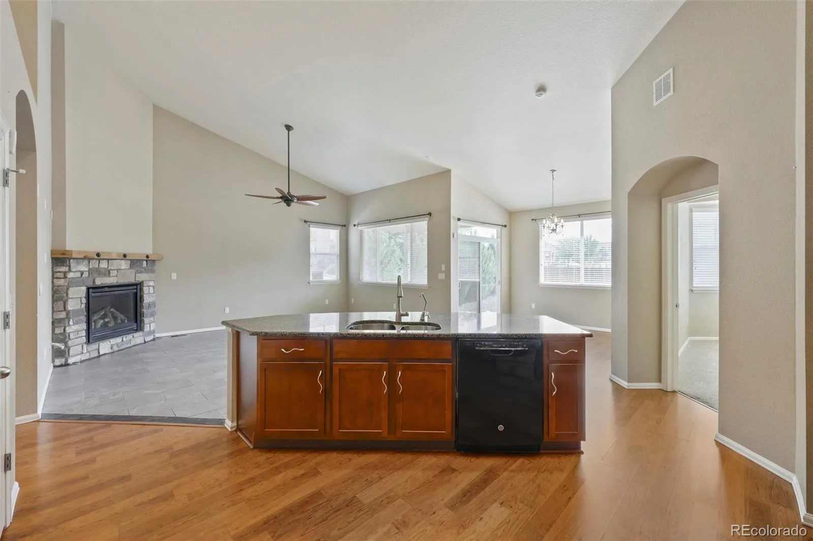 10298 Nucla Street Commerce City CO 80022 | MLS #REC7321811 08172026233224 1600 11