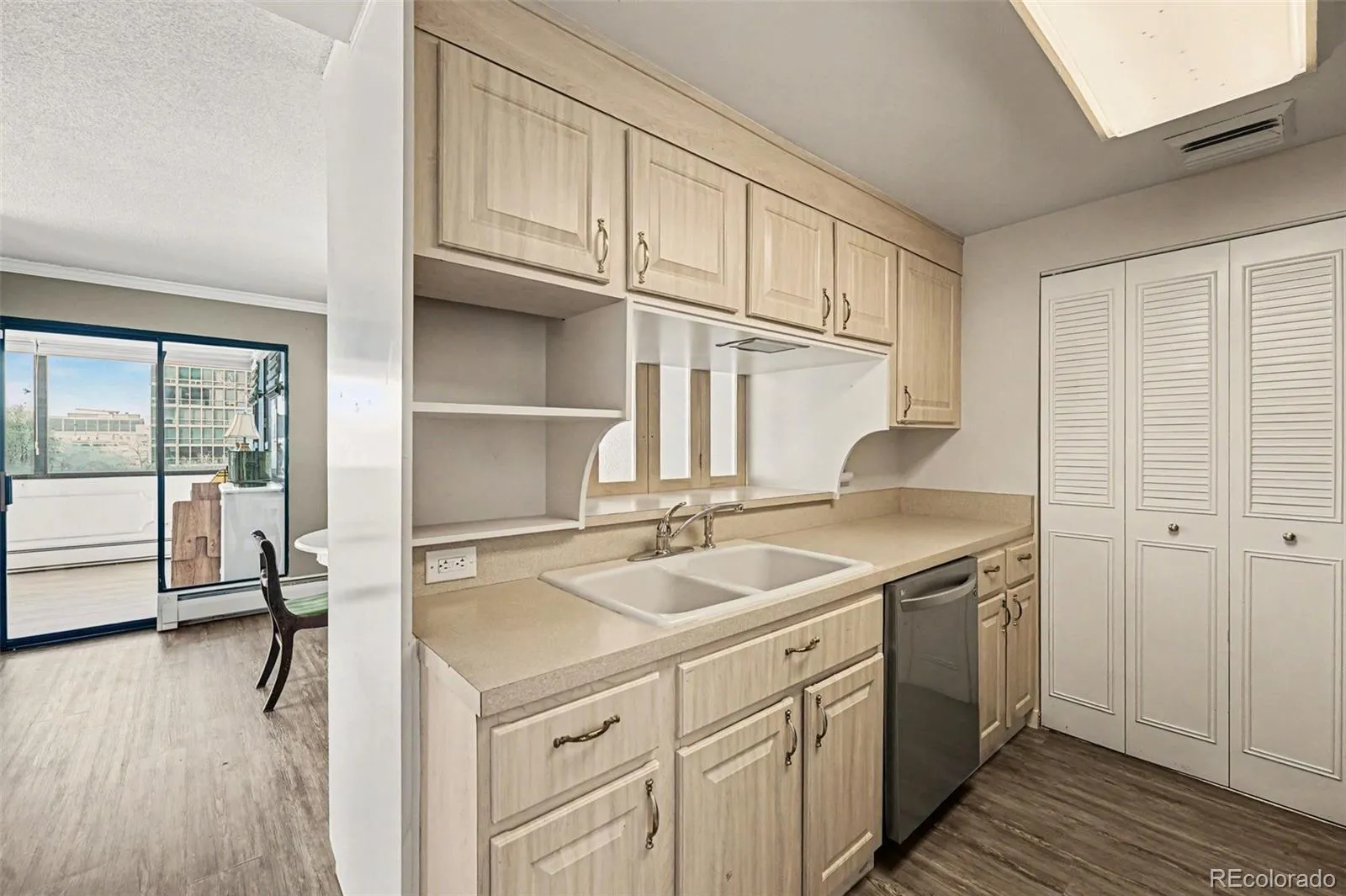 04112026031904 1600 2