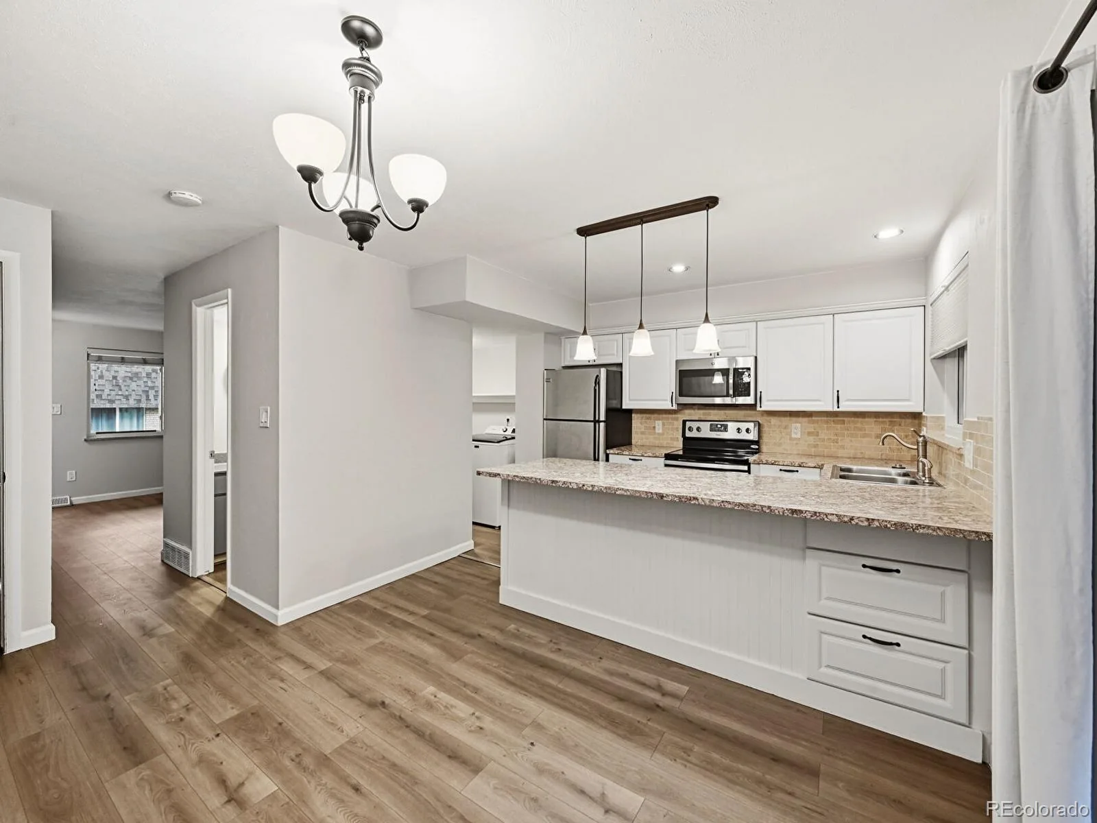 11454 W 17th Place Lakewood CO 80215 | MLS #REC7323597 07032026160754 1600 1