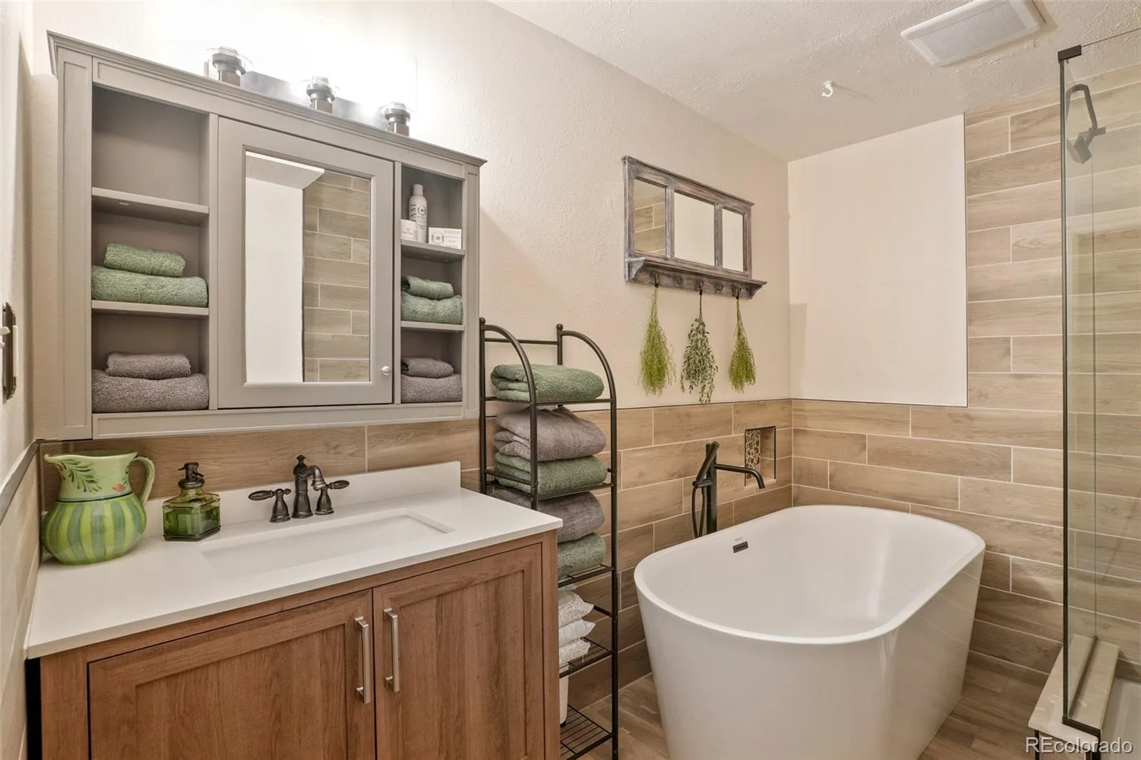 450 Garland Street Lakewood CO 80226 MLS #REC7324373 07022026011644 1600 10