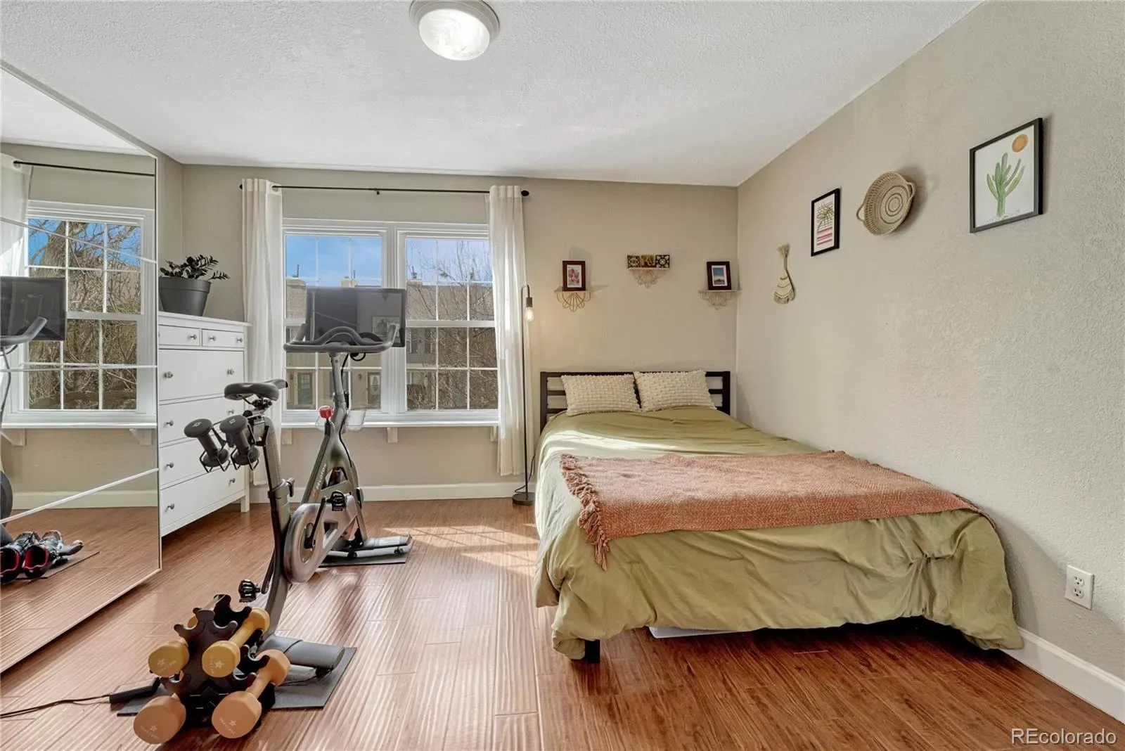 1662 S Idalia Circle #J Aurora CO 80017 | MLS #REC7324854 03132026230739 1600 21