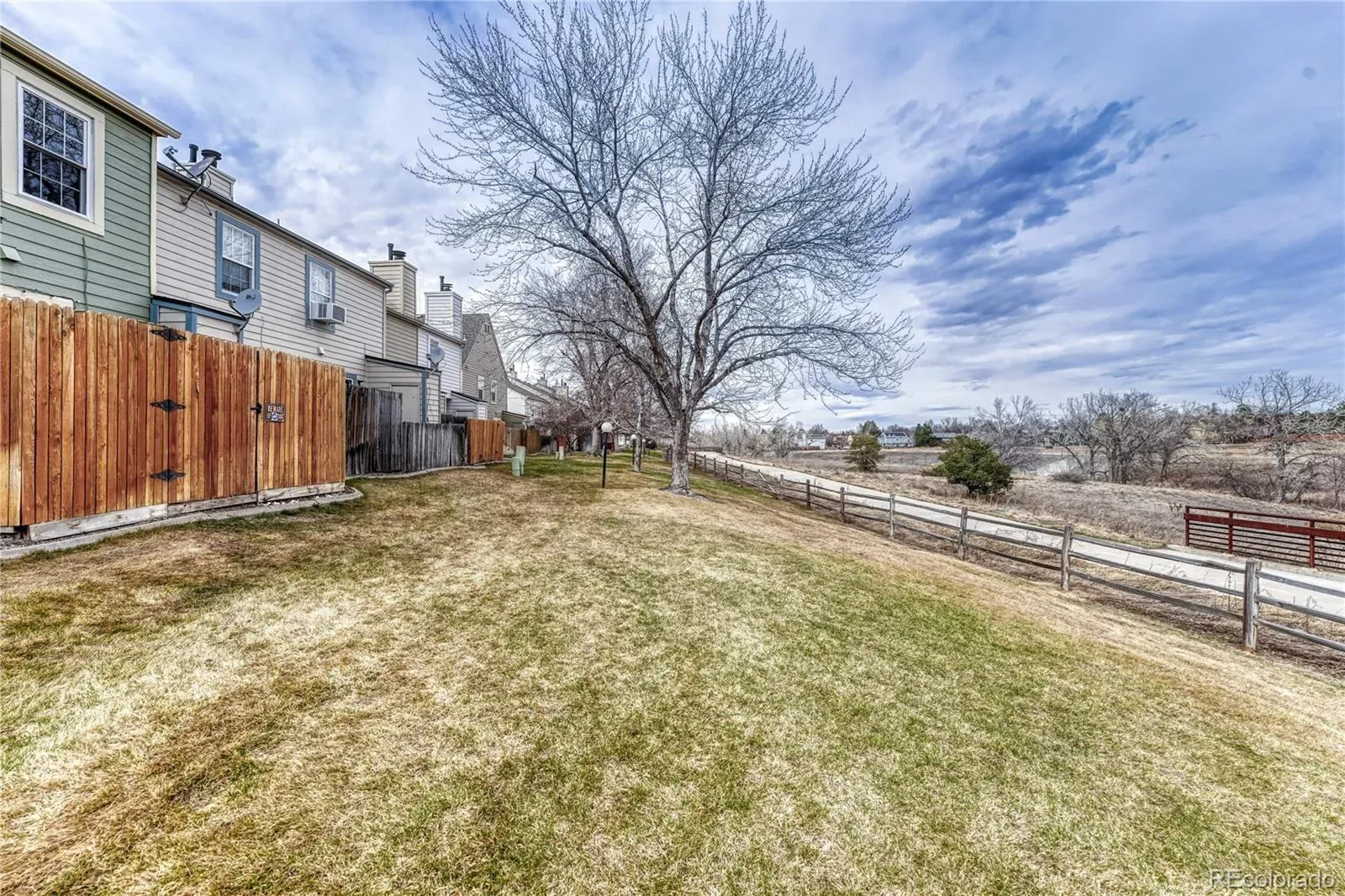 1662 S Idalia Circle #J Aurora CO 80017 | MLS #REC7324854 03132026230739 1600 30