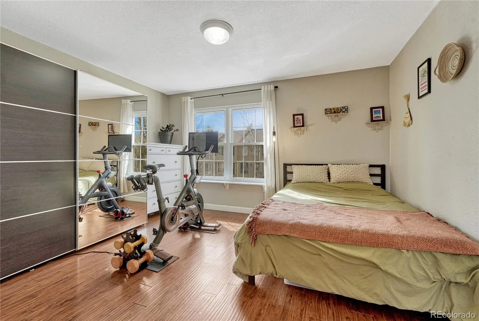 1662 S Idalia Circle #J Aurora CO 80017 | MLS #REC7324854 03132026230739 1600 5