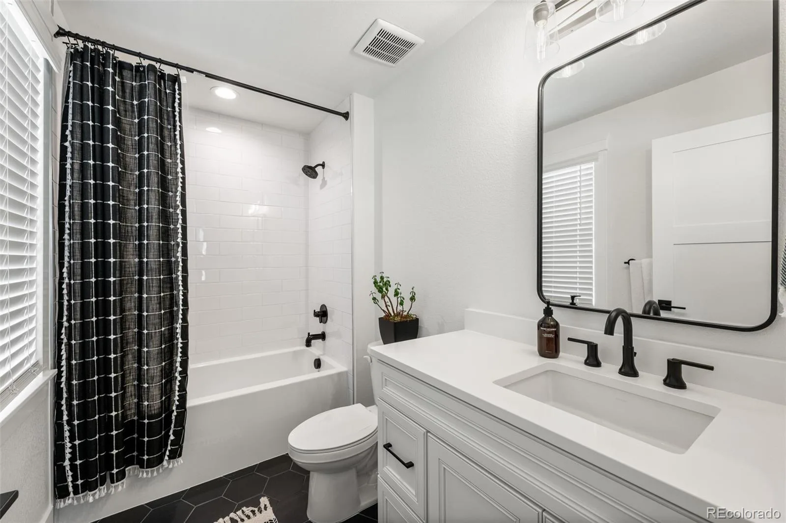 1589 Chestnut Avenue Erie CO 80516 | MLS #REC7327929 07142026183712 1600 47