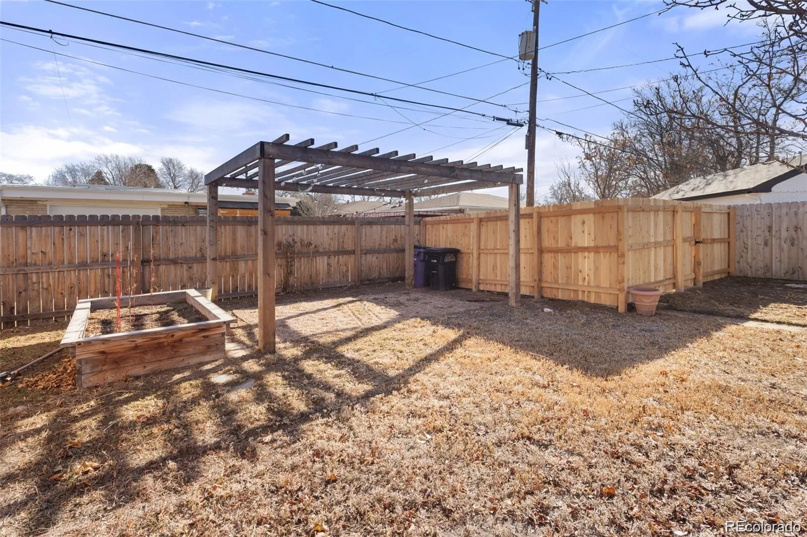 3300 Bellaire Street Denver CO 80207 | MLS #REC7328231 08262026210349 1600 26
