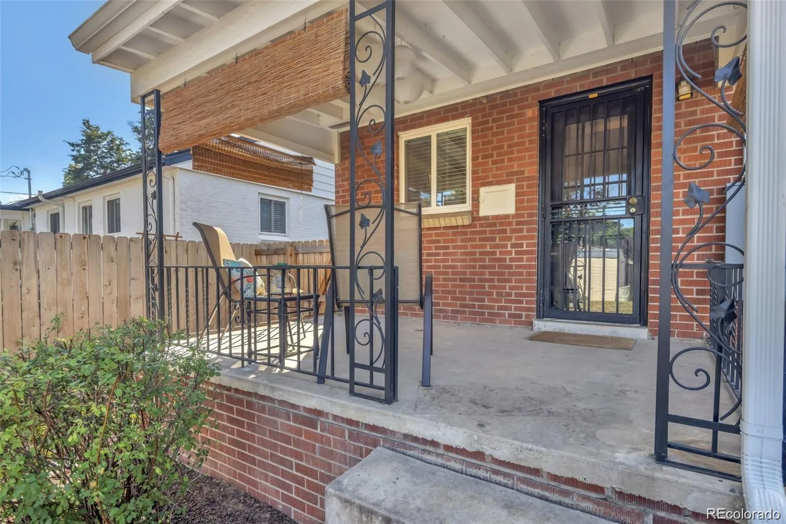 3300 Bellaire Street Denver CO 80207 | MLS #REC7328231 08262026210349 1600 28