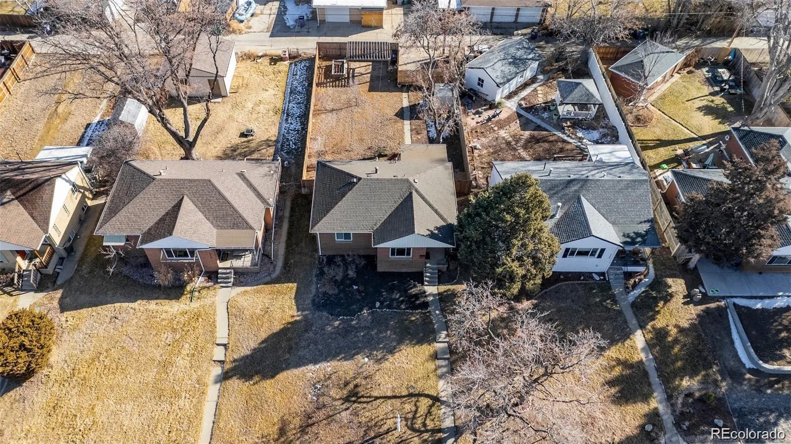 3300 Bellaire Street Denver CO 80207 | MLS #REC7328231 08262026210349 1600 33