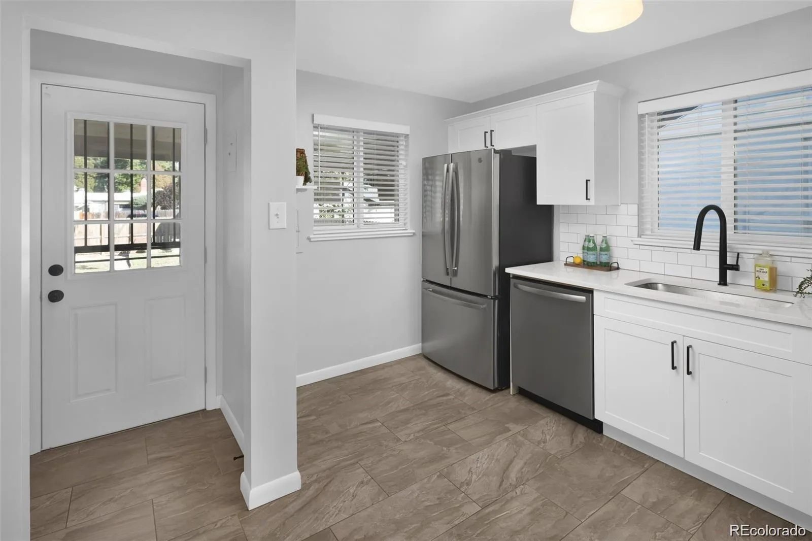 3300 Bellaire Street Denver CO 80207 | MLS #REC7328231 08262026210349 1600 45