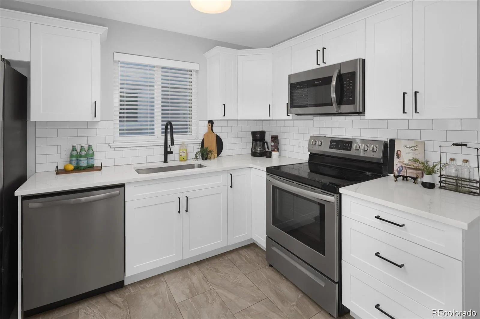 3300 Bellaire Street Denver CO 80207 | MLS #REC7328231 08262026210349 1600 46