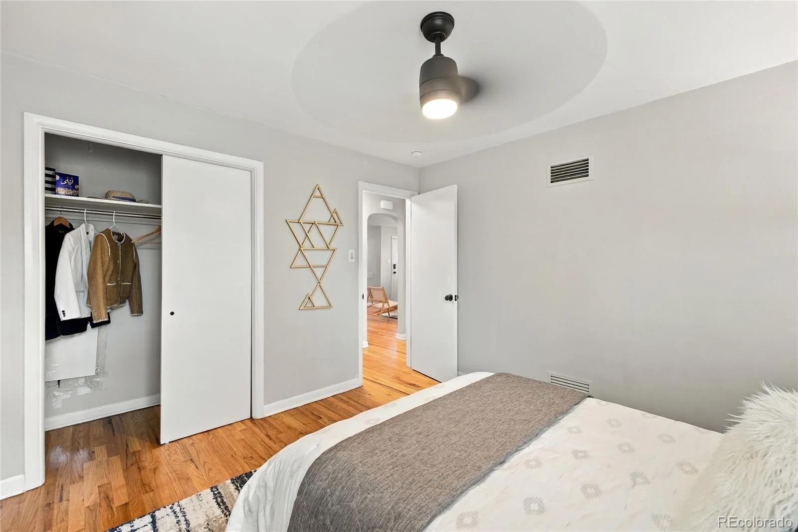 3300 Bellaire Street Denver CO 80207 | MLS #REC7328231 10012026215803 1600 11