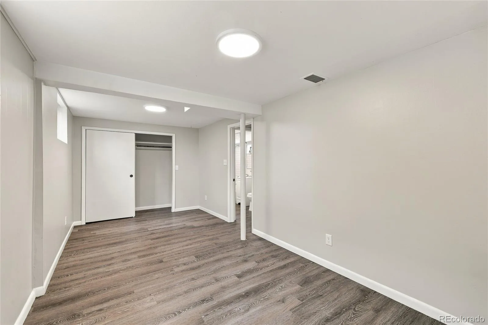 3300 Bellaire Street Denver CO 80207 | MLS #REC7328231 10012026215803 1600 23