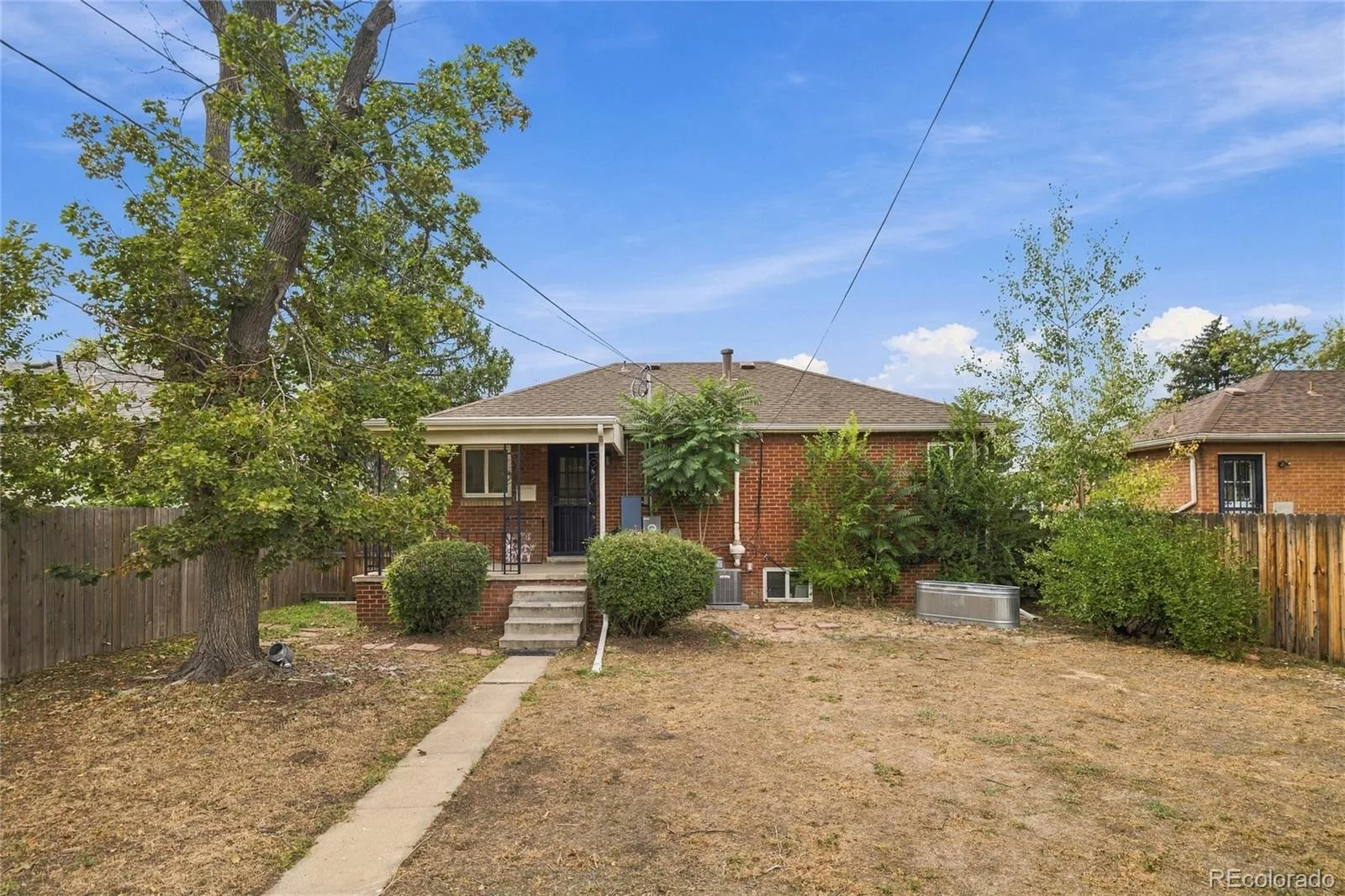 3300 Bellaire Street Denver CO 80207 | MLS #REC7328231 10012026215803 1600 26