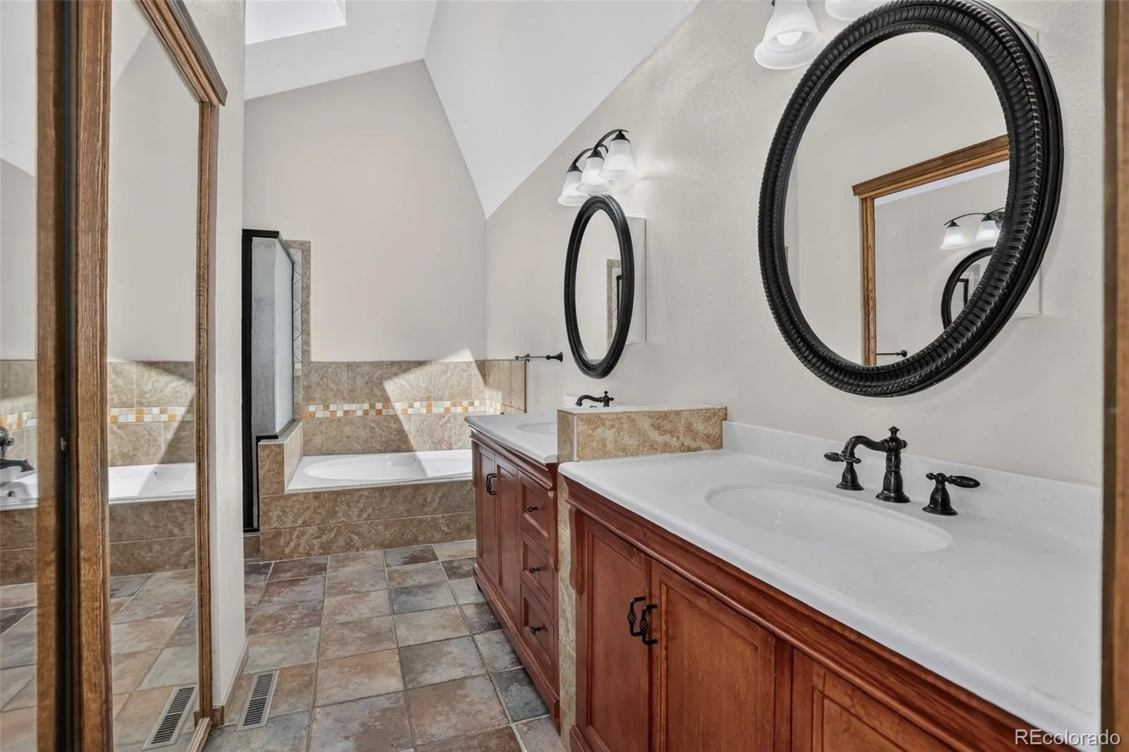 16544 E Dorado Avenue Centennial CO 80015 MLS #REC7329658 07092026155058 1600 25