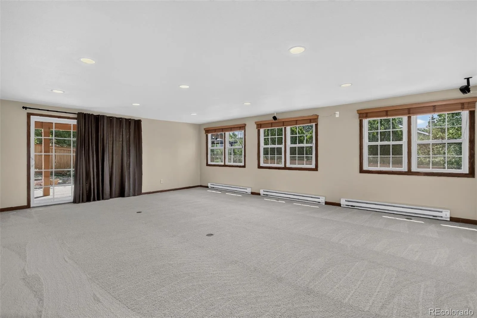 16544 E Dorado Avenue Centennial CO 80015 MLS #REC7329658 07092026155058 1600 40