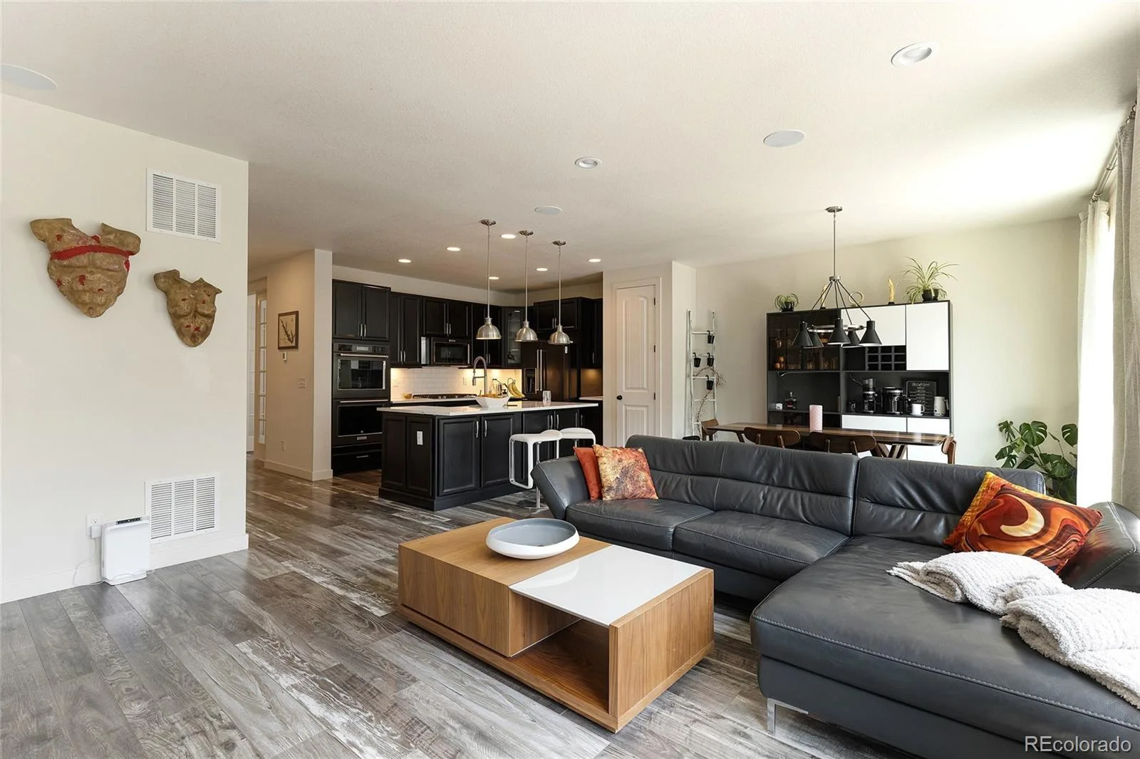 7858 S Flat Rock Court Aurora CO 80016 | MLS #REC7330026 08112026191913 1600 13
