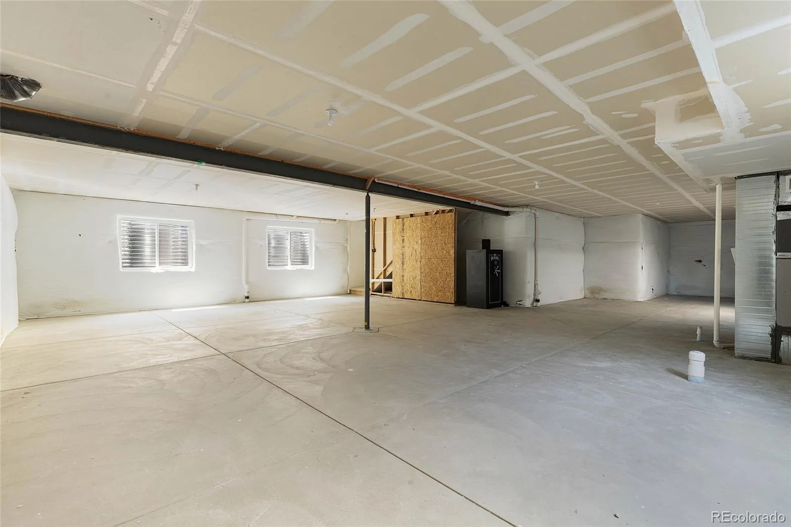 7858 S Flat Rock Court Aurora CO 80016 | MLS #REC7330026 08112026191913 1600 36