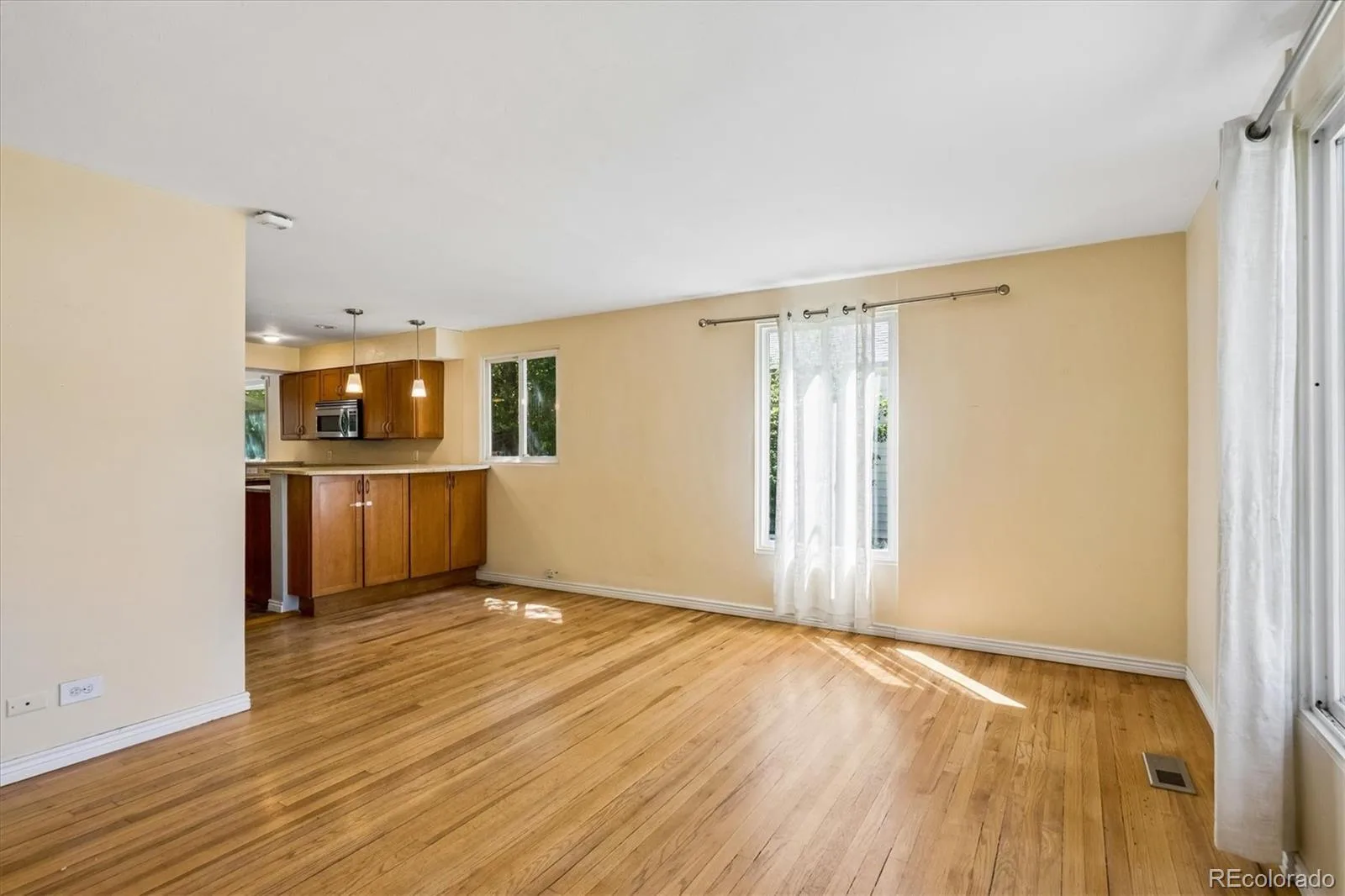 2642 S Vine Street Denver CO 80210 | MLS #REC7330150 08282026211846 1600 3