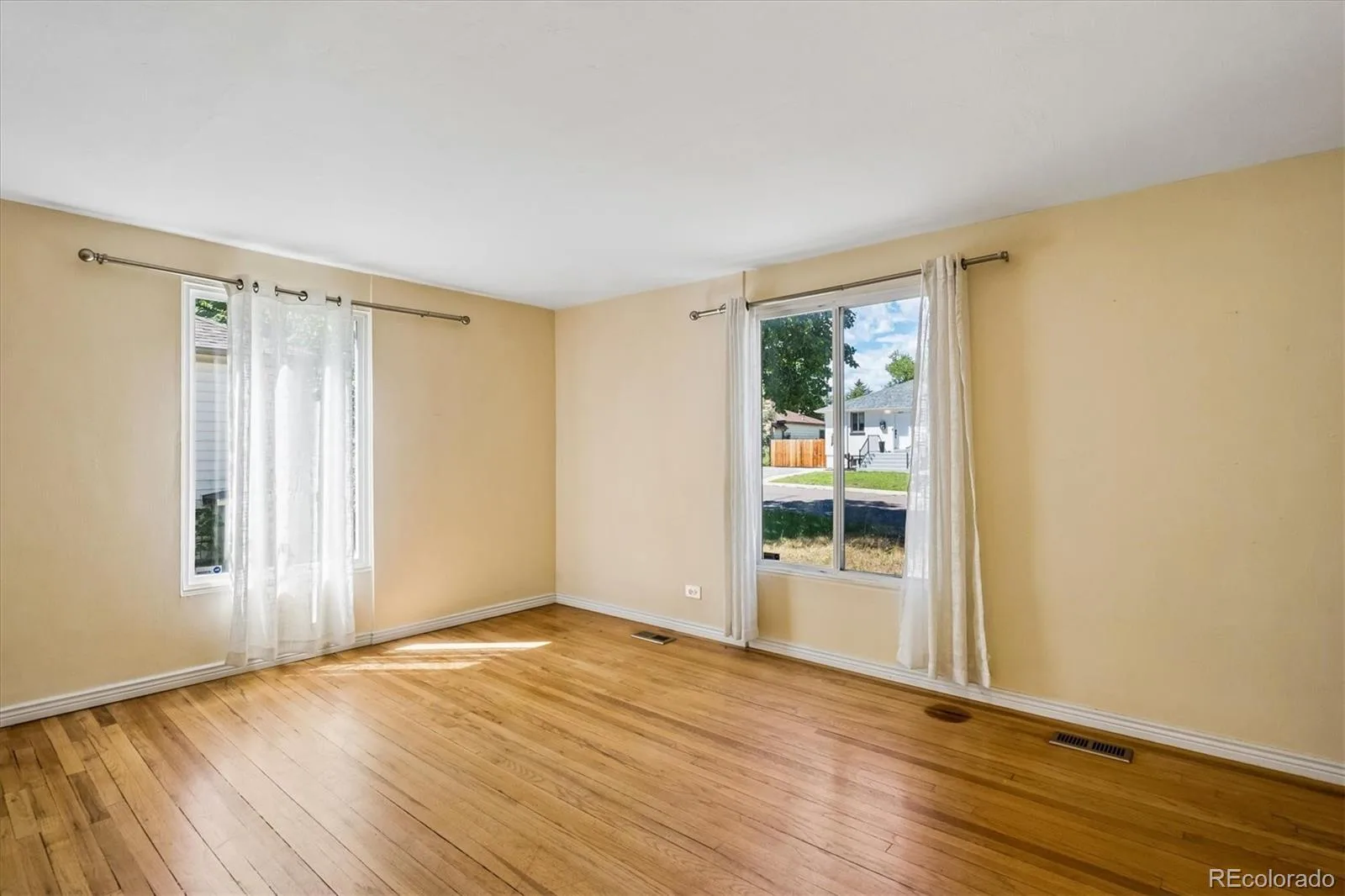 2642 S Vine Street Denver CO 80210 | MLS #REC7330150 08282026211846 1600 4