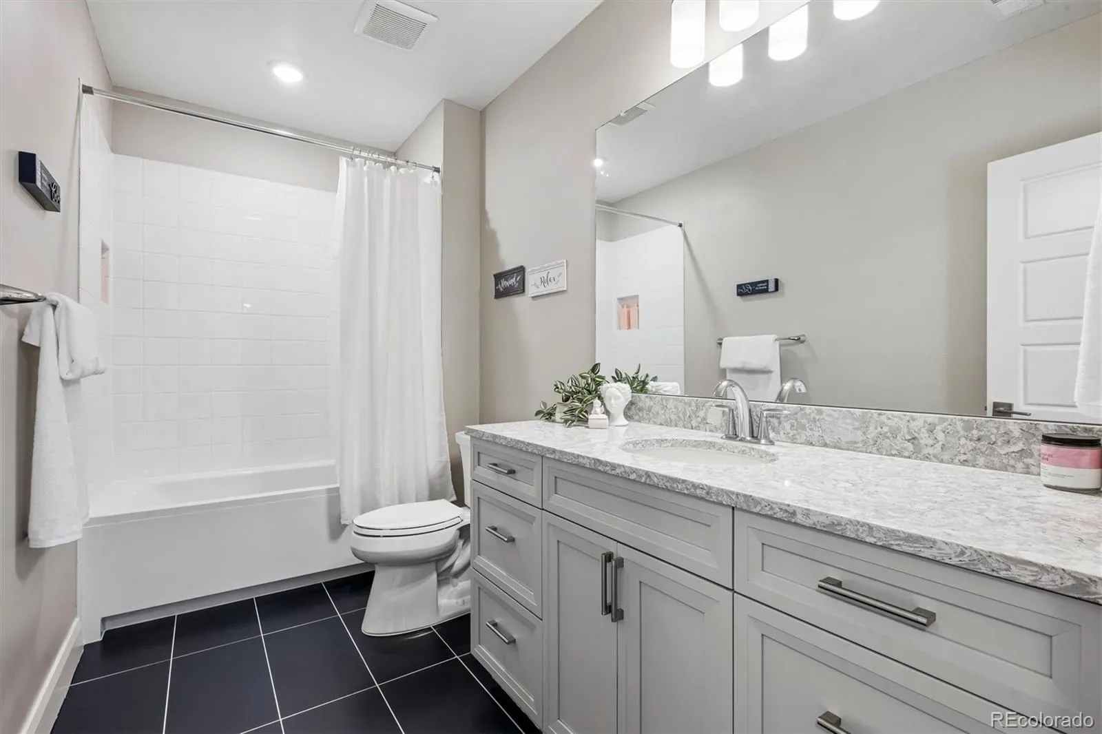 03112026184546 1600 34