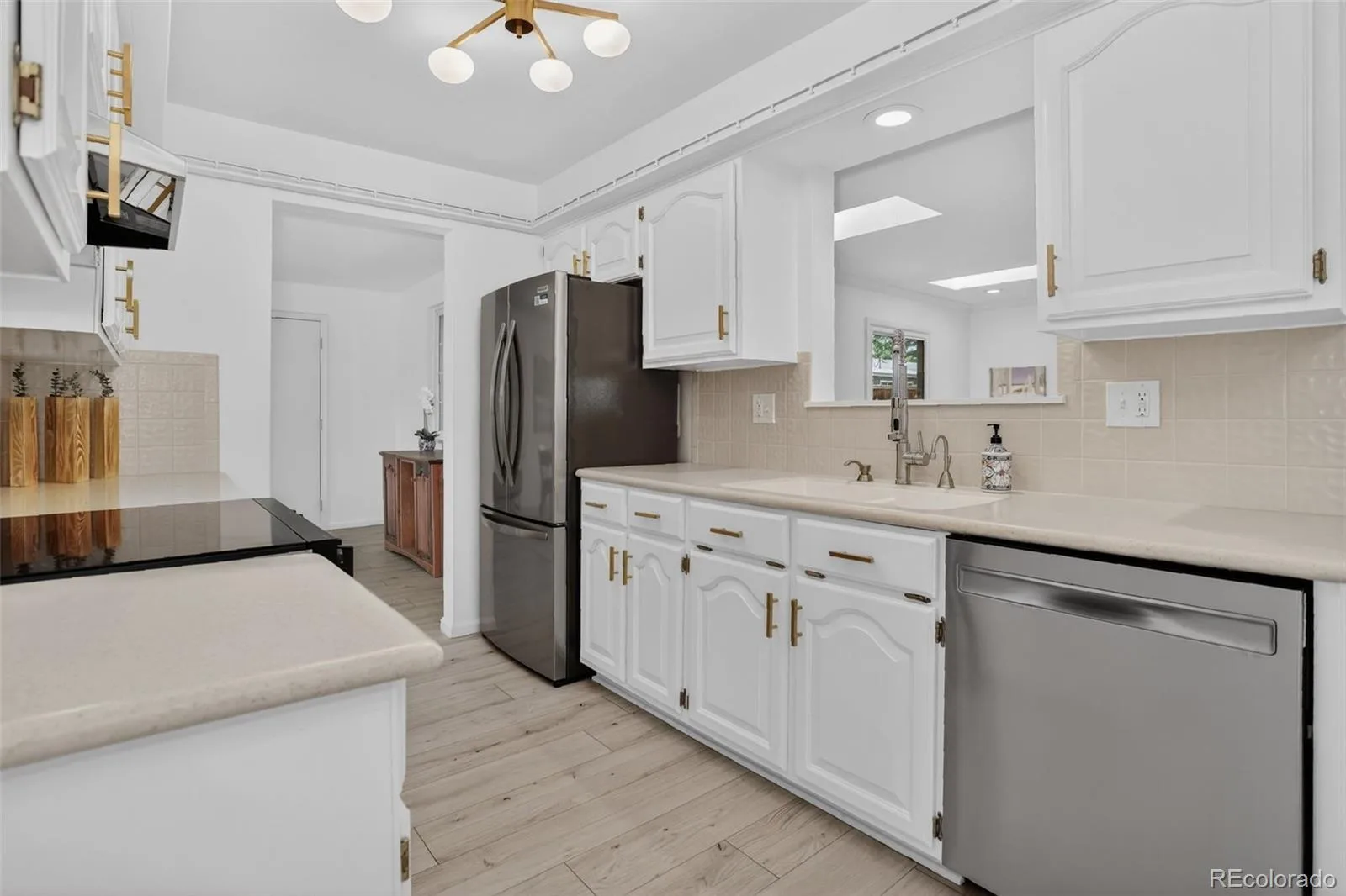 2143 S Yukon Street Lakewood CO 80227 MLS #REC7333195 06112026163448 1600 6