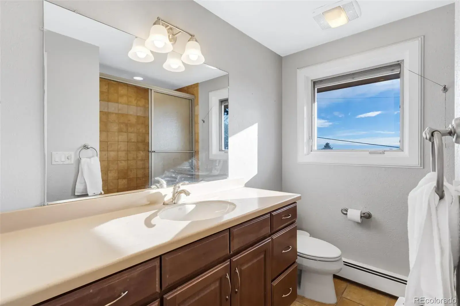 03032026205222 1600 21