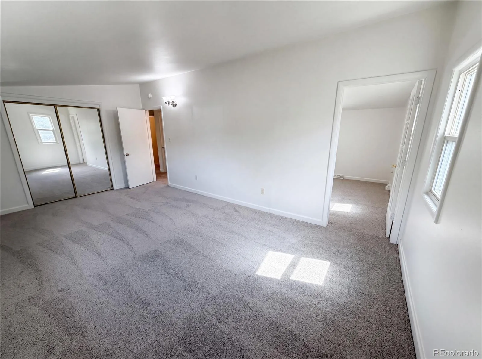 519 N Gilbert Street Castle Rock CO 80104 | MLS #REC7333948 06122026232251 1600 3
